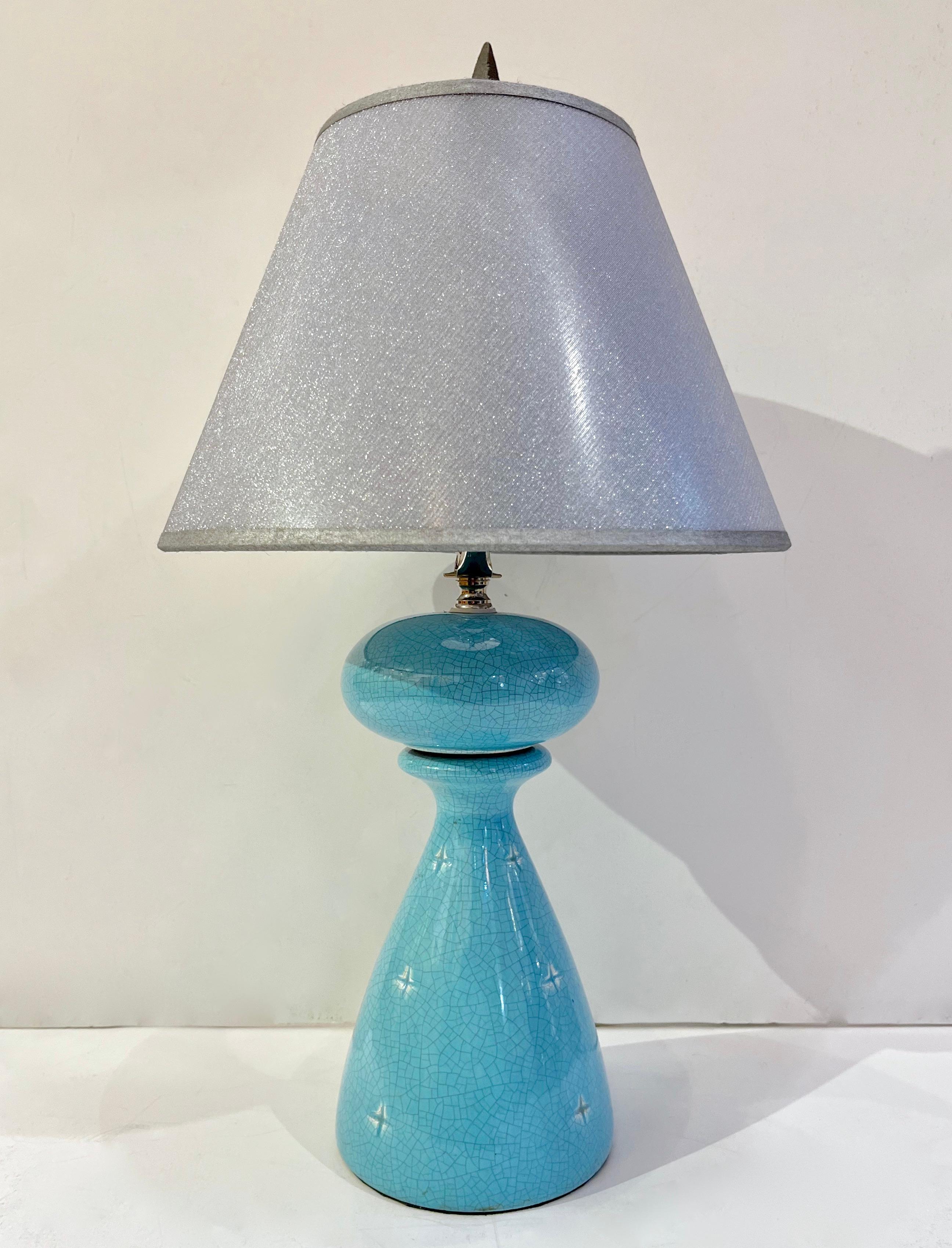 1960s French Pair of Aquamarine Blue Craquelure Glaze Ceramic Lamps with Stars For Sale 5