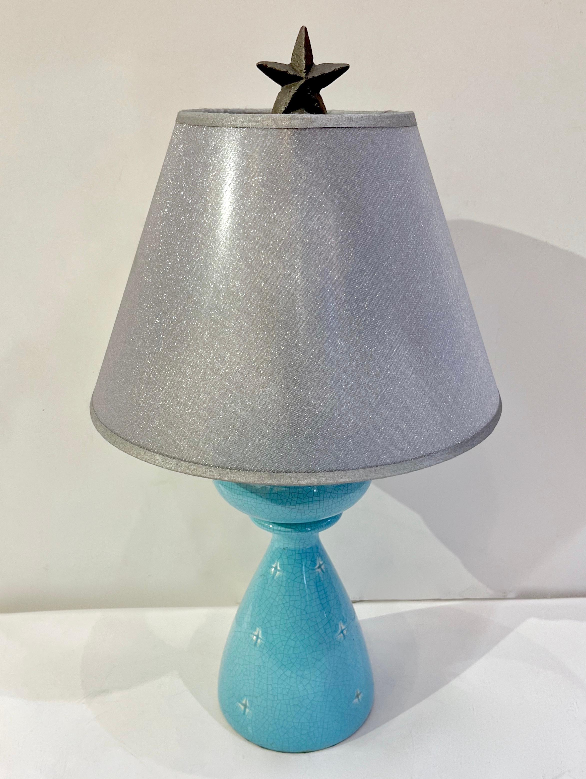 1960s French Pair of Aquamarine Blue Craquelure Glaze Ceramic Lamps with Stars For Sale 6
