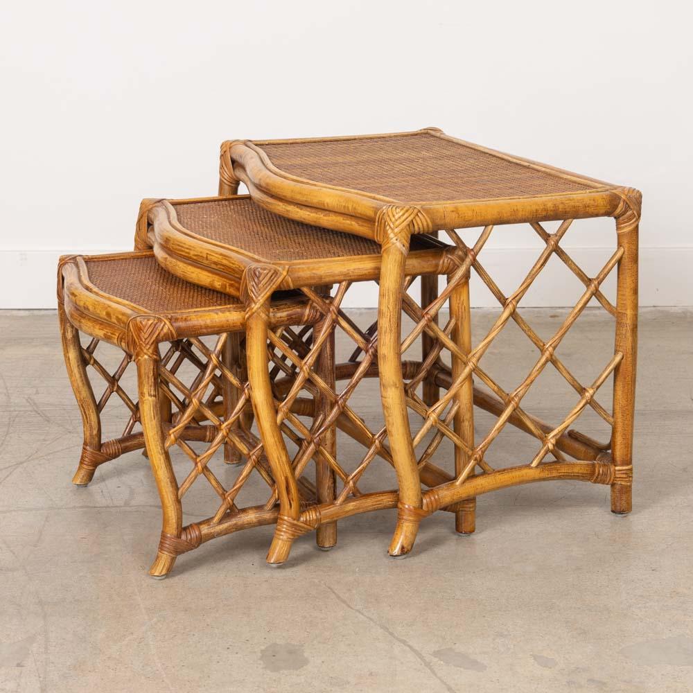 1960s French Rattan Nesting Tables, Set of 3 For Sale 1