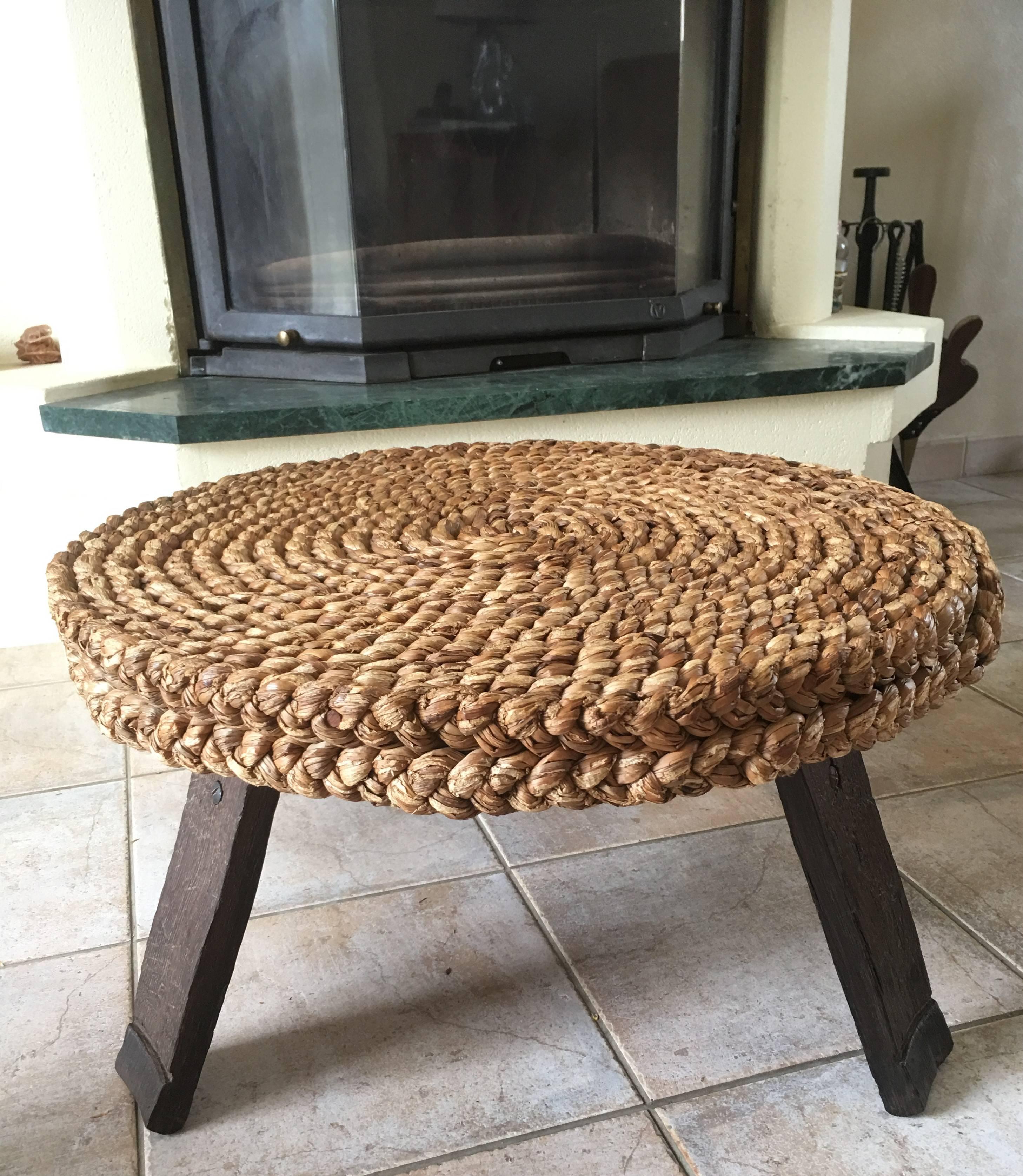Mid-20th Century 1960s French Rattan Round Low Table Based on Three Brown Oak Feet