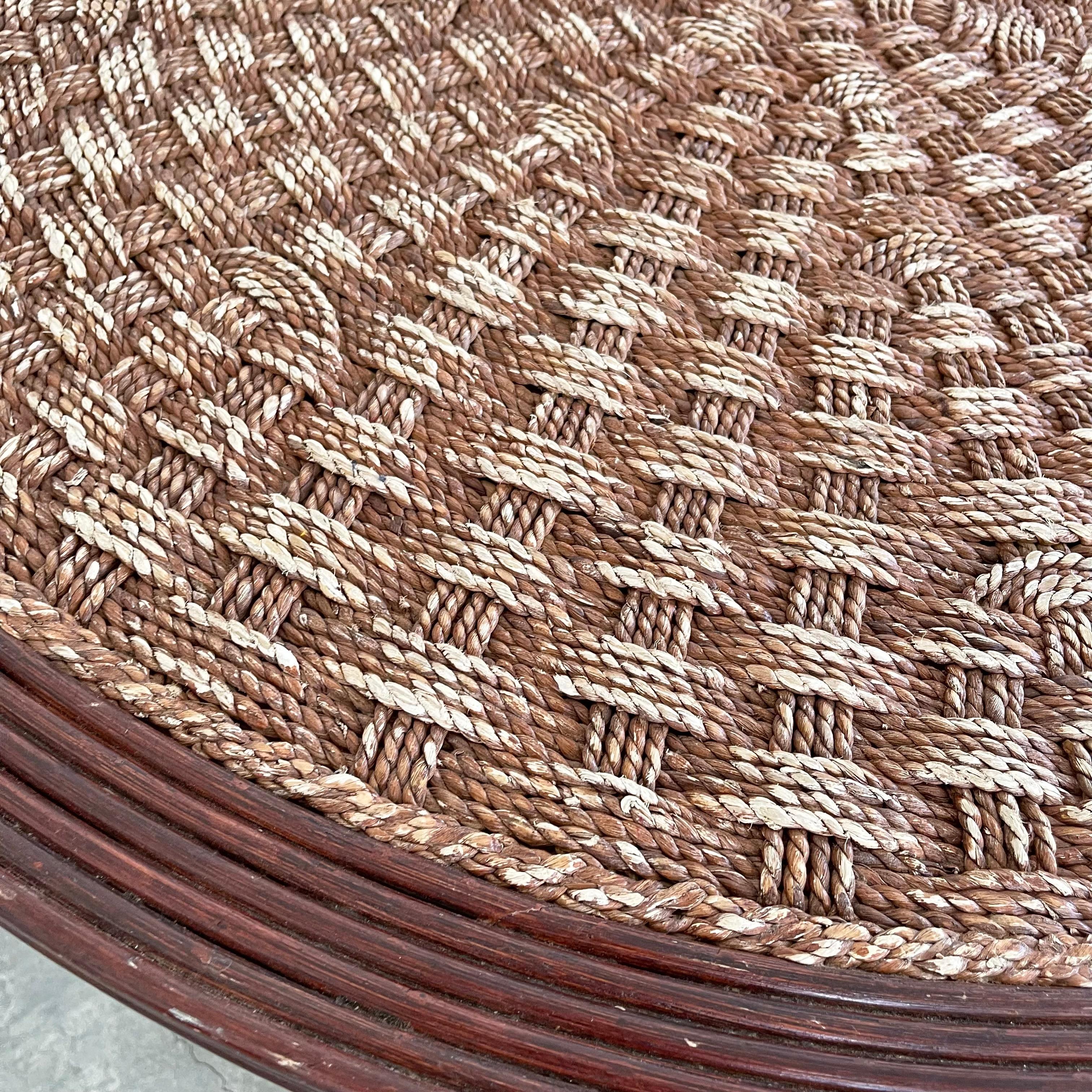 1960s French Rope and Wood Table with Four Nesting Stools 4
