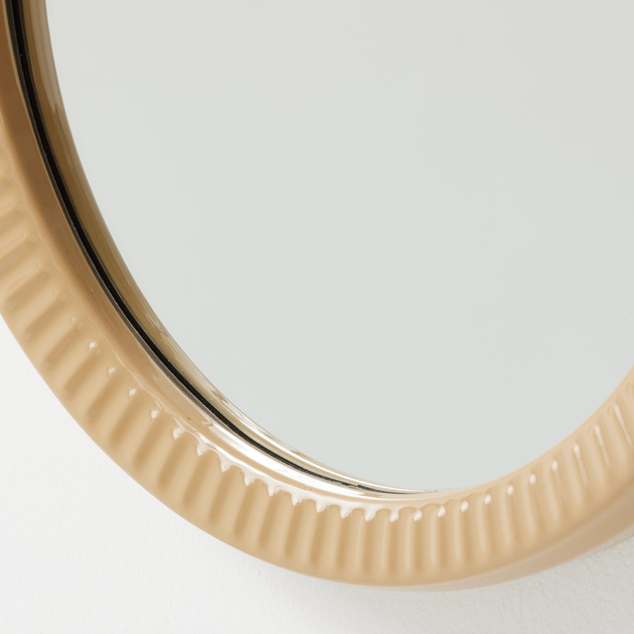 1960s French Round Mirror with Beige Glazed Ceramic Frame For Sale 6