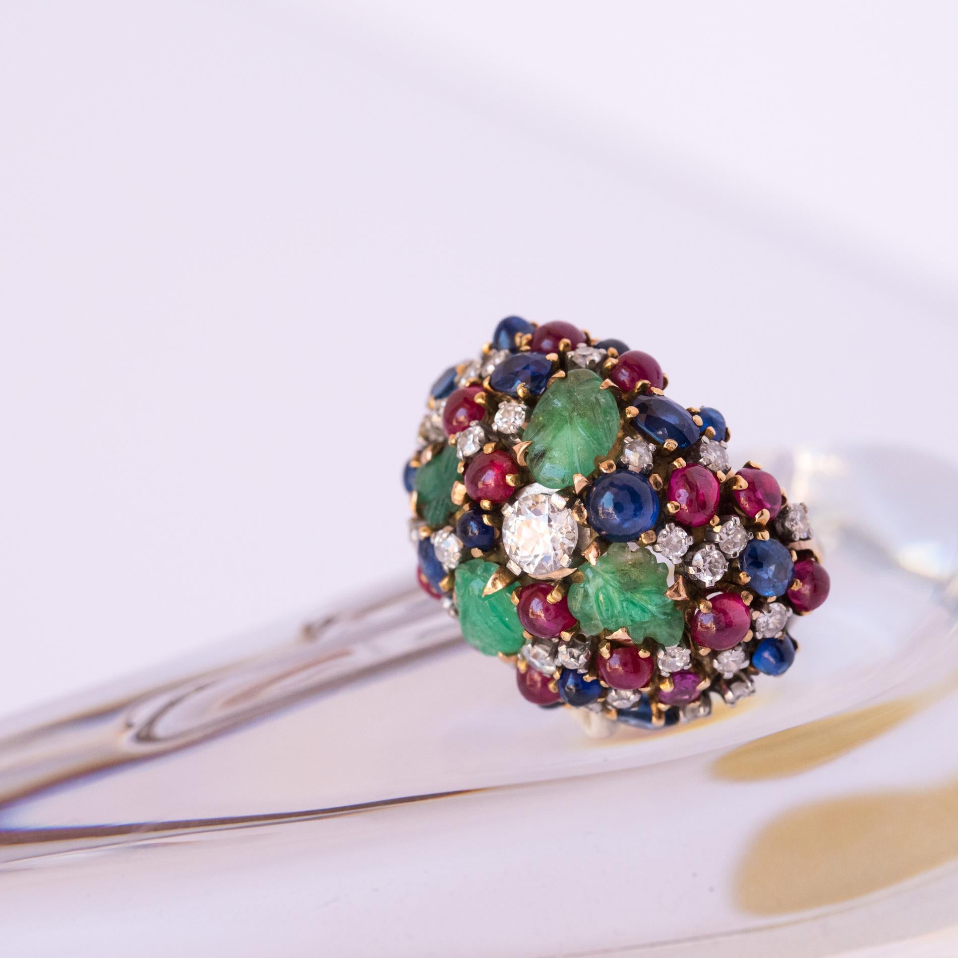 1960s French Ruby Sapphire Engraved Emerald Diamond Gold Ring 4