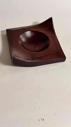 1960s French Sculptural Ceramic Ashtray – Faceted Leaf-Form Design, Brown Glaze