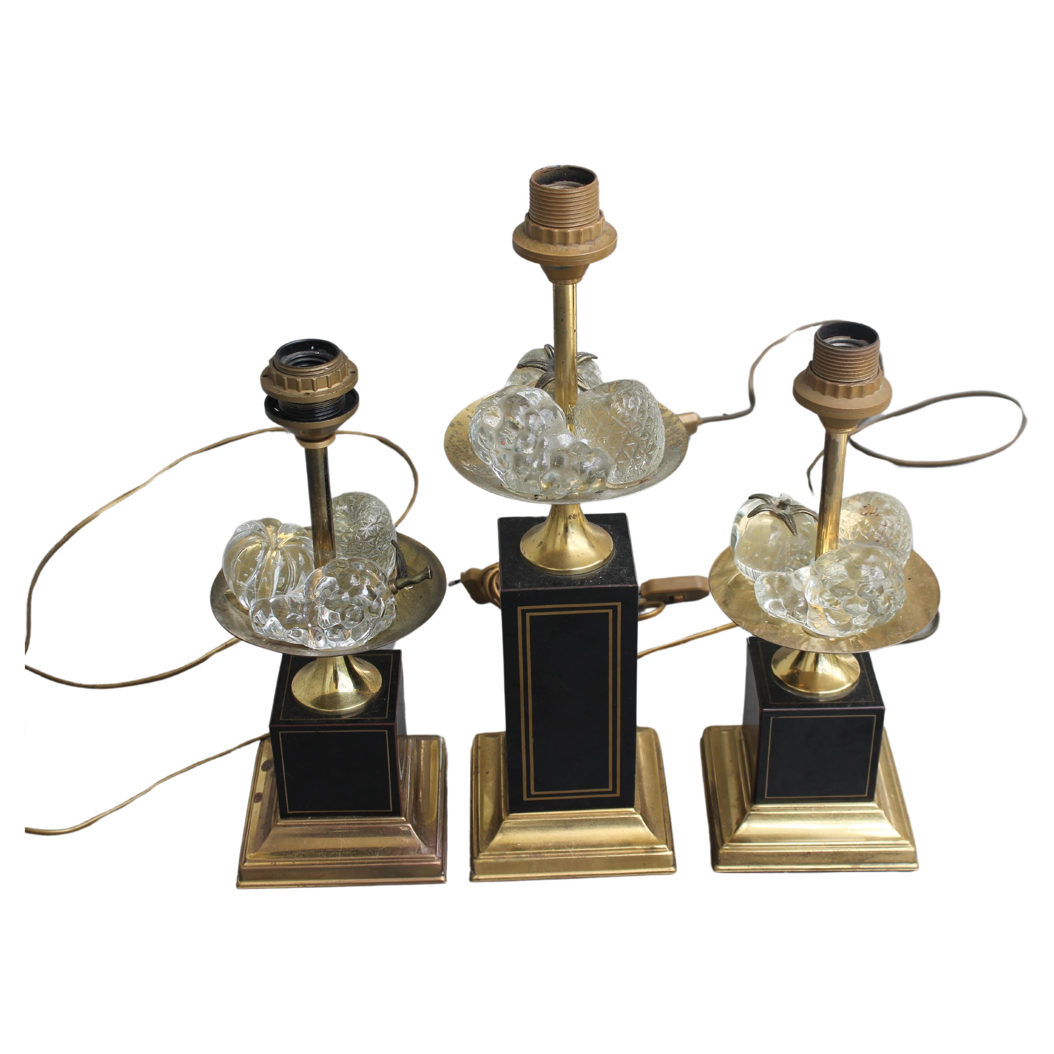 Französische Set/3 Obstladen-Tischlampen aus Kristall, 1960er Jahre, Paar + 1 Bronze-Tischlampen