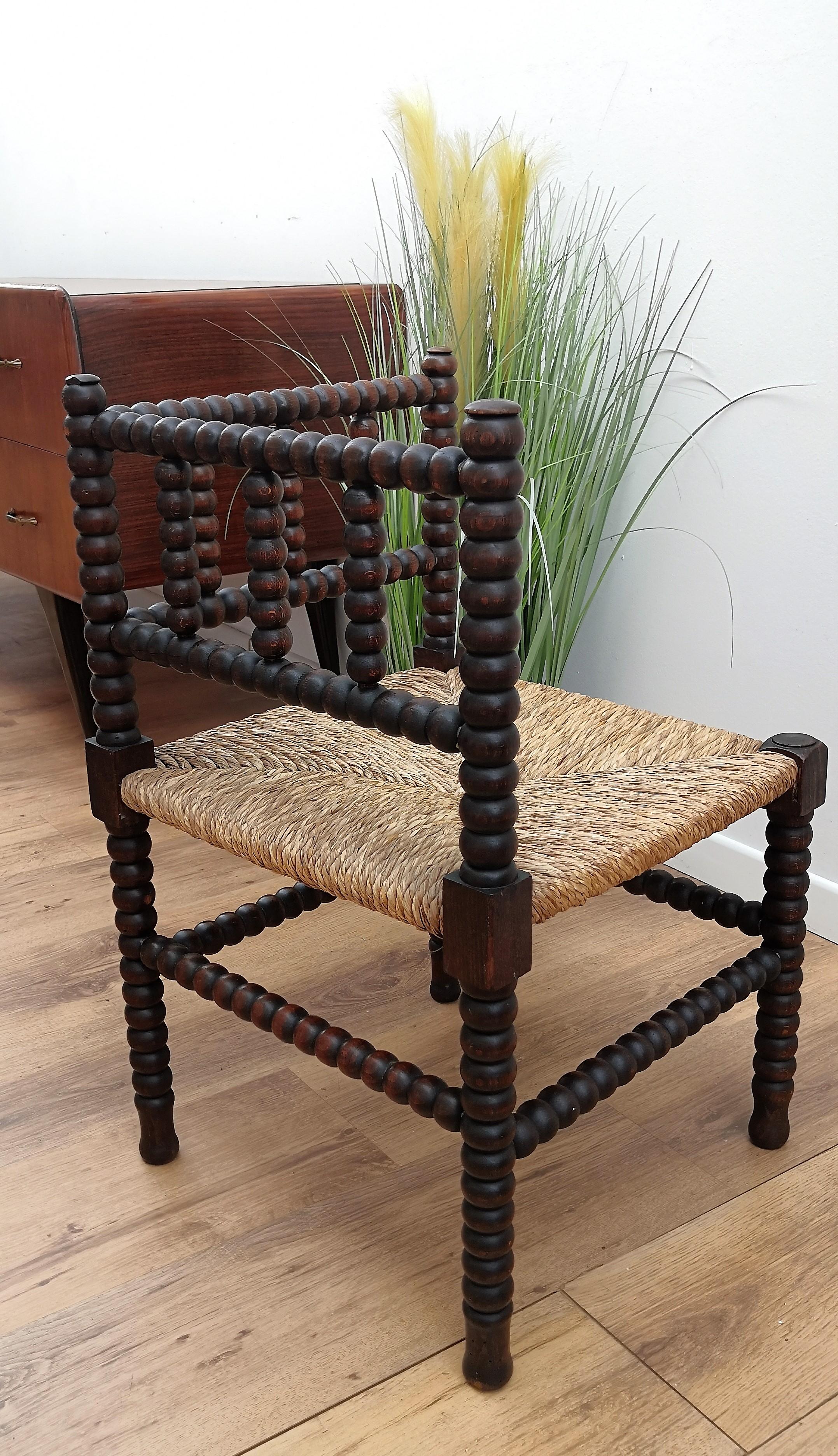 1960s French Stick and Ball Wooden and Rush Corner Chair In Good Condition In Carimate, Como