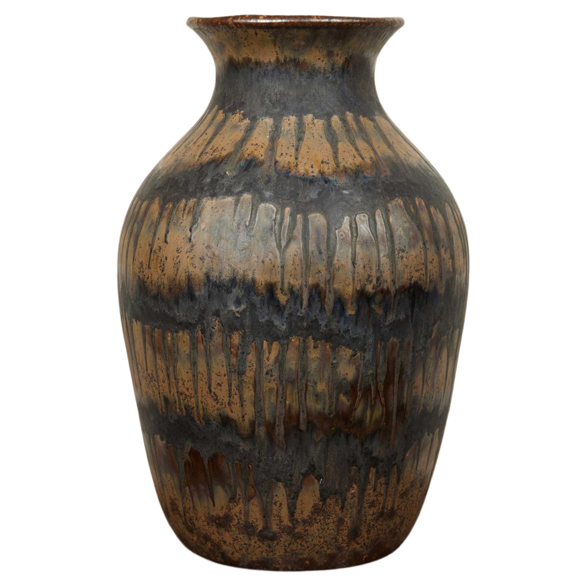 Vase en poterie de studio français des années 1960 en vente