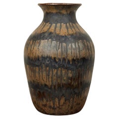 Vase en poterie de studio français des années 1960