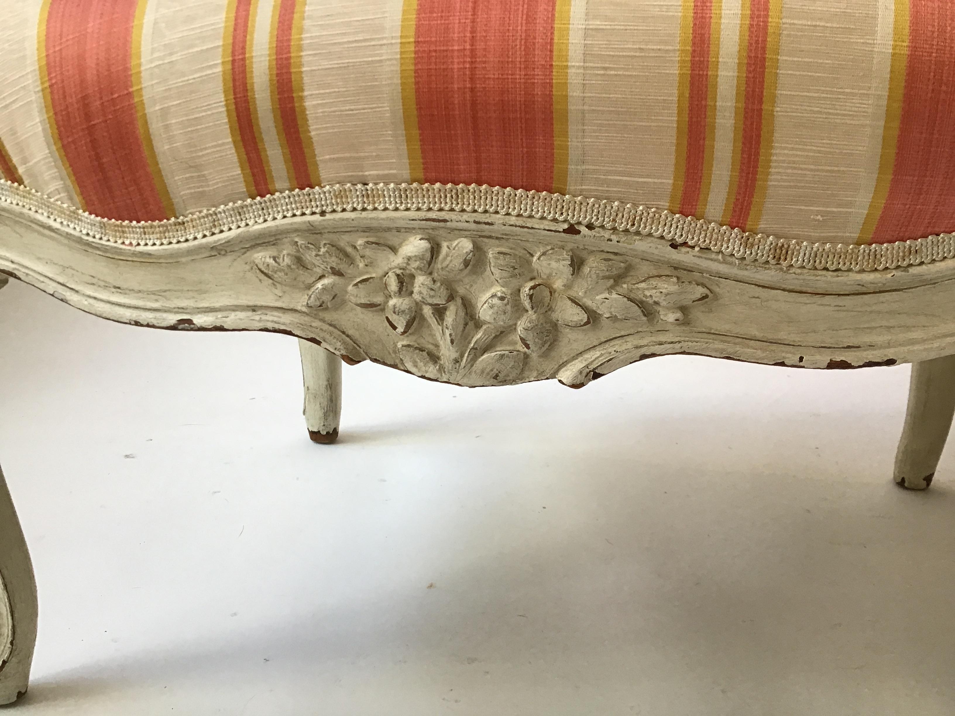 1960s French Style Louis XV High Sided Bench / Settee For Sale 3