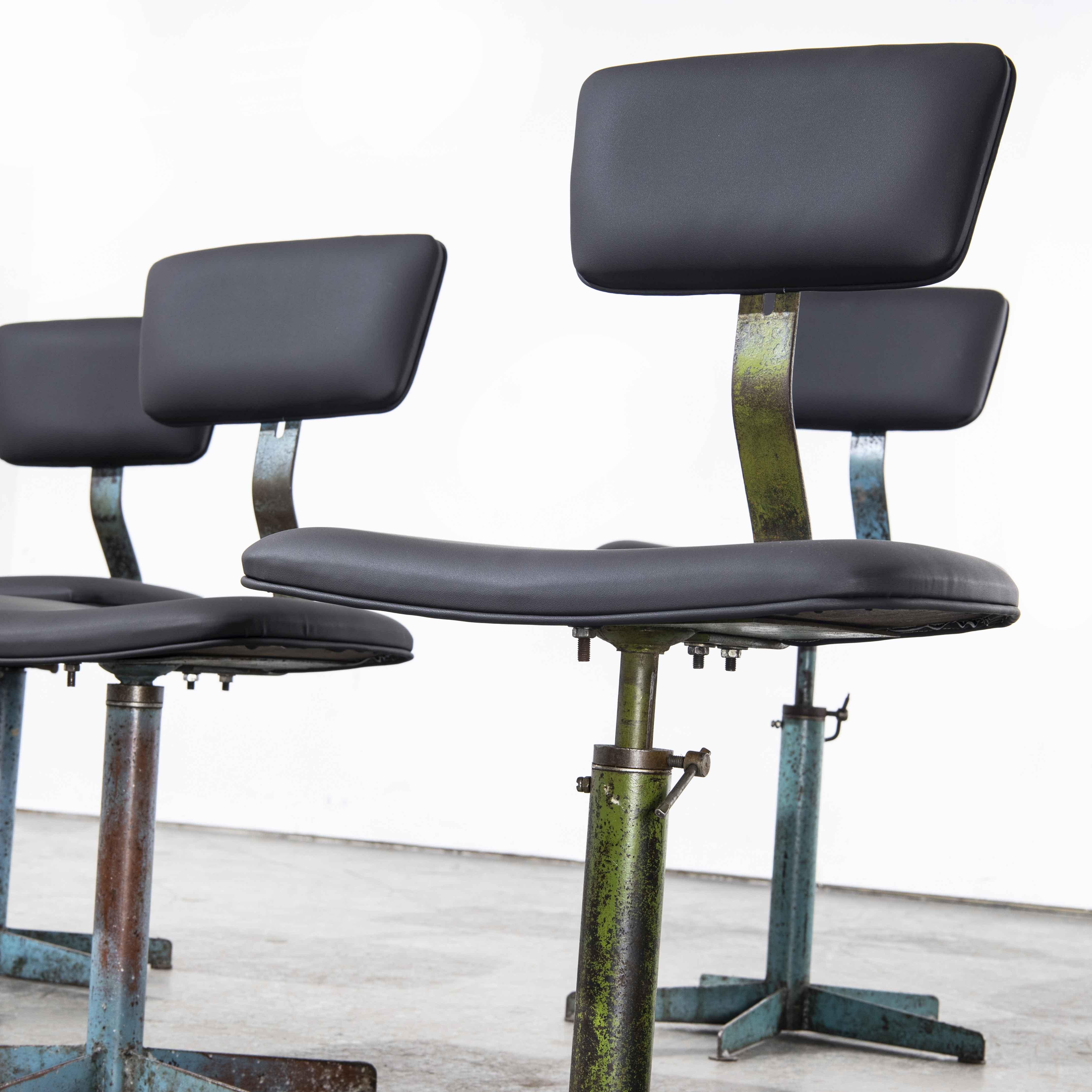 Foam 1960's French Swivelling Industrial Chairs, Set of Five For Sale