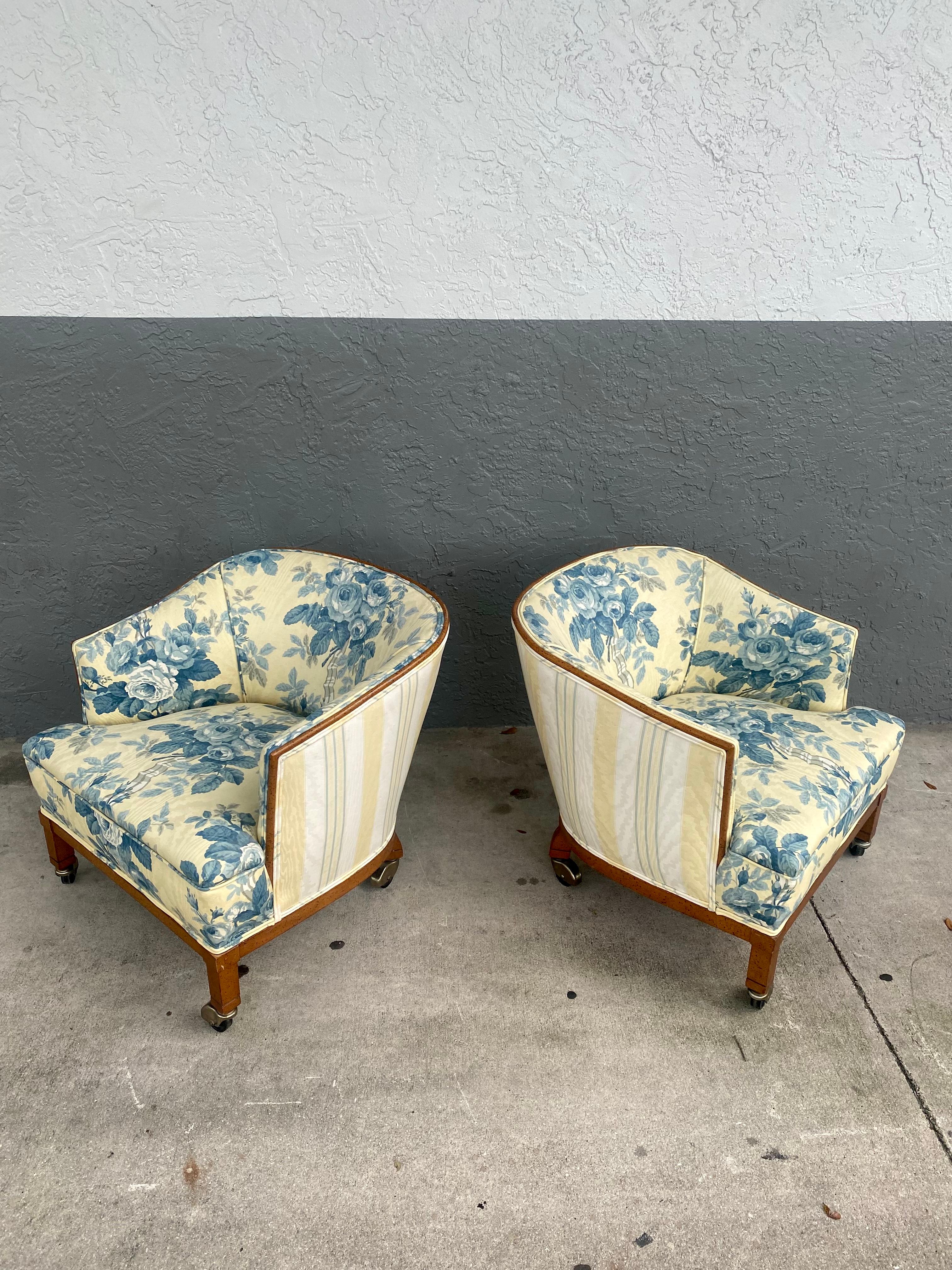Mid-20th Century 1960s French Toile Barrel Back Wood Castors Chairs, Set of 2 For Sale
