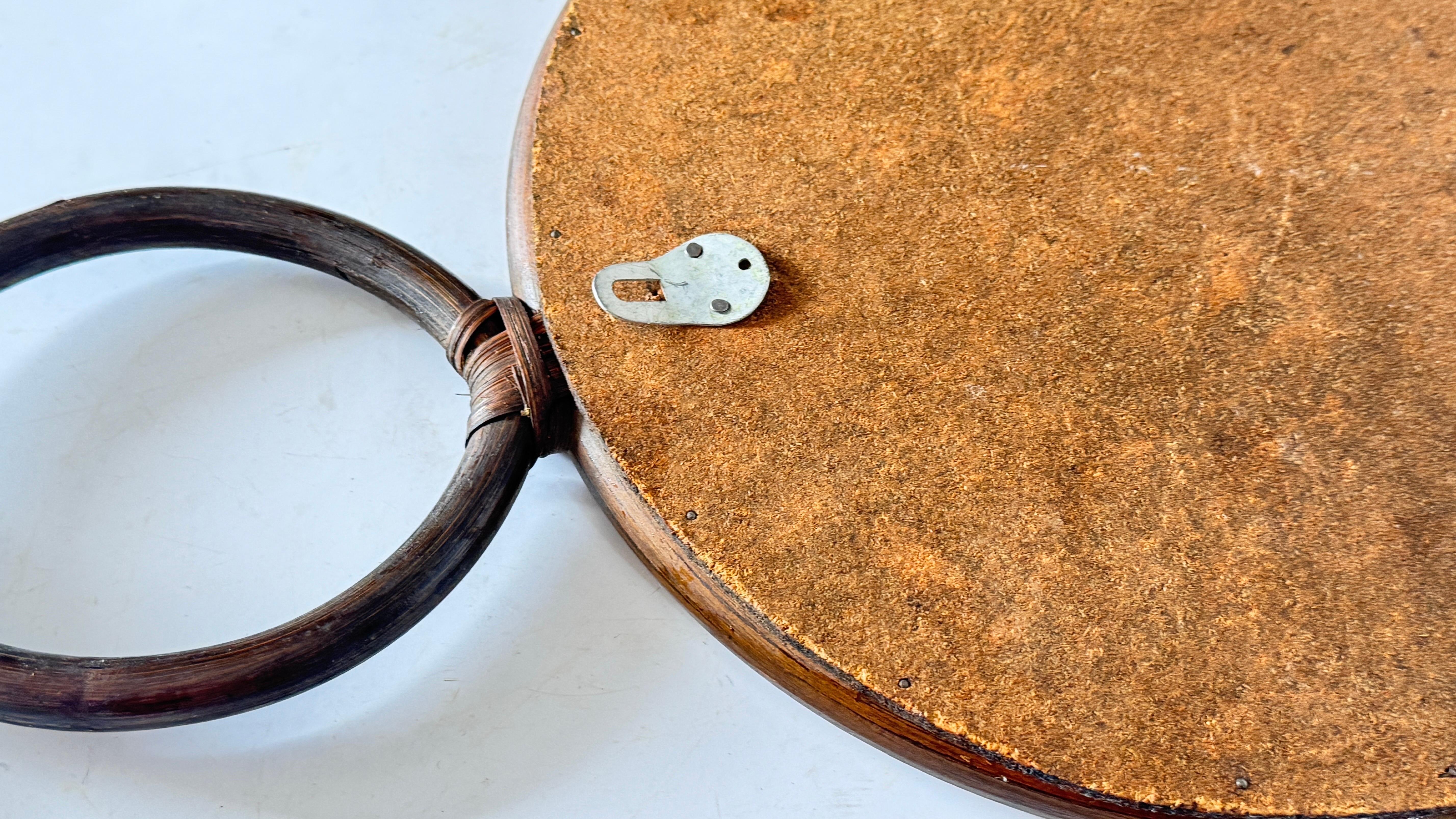Mid-Century Modern Miroir médaillon à trois cercles, rotin, style provincial français des années 1960 en vente