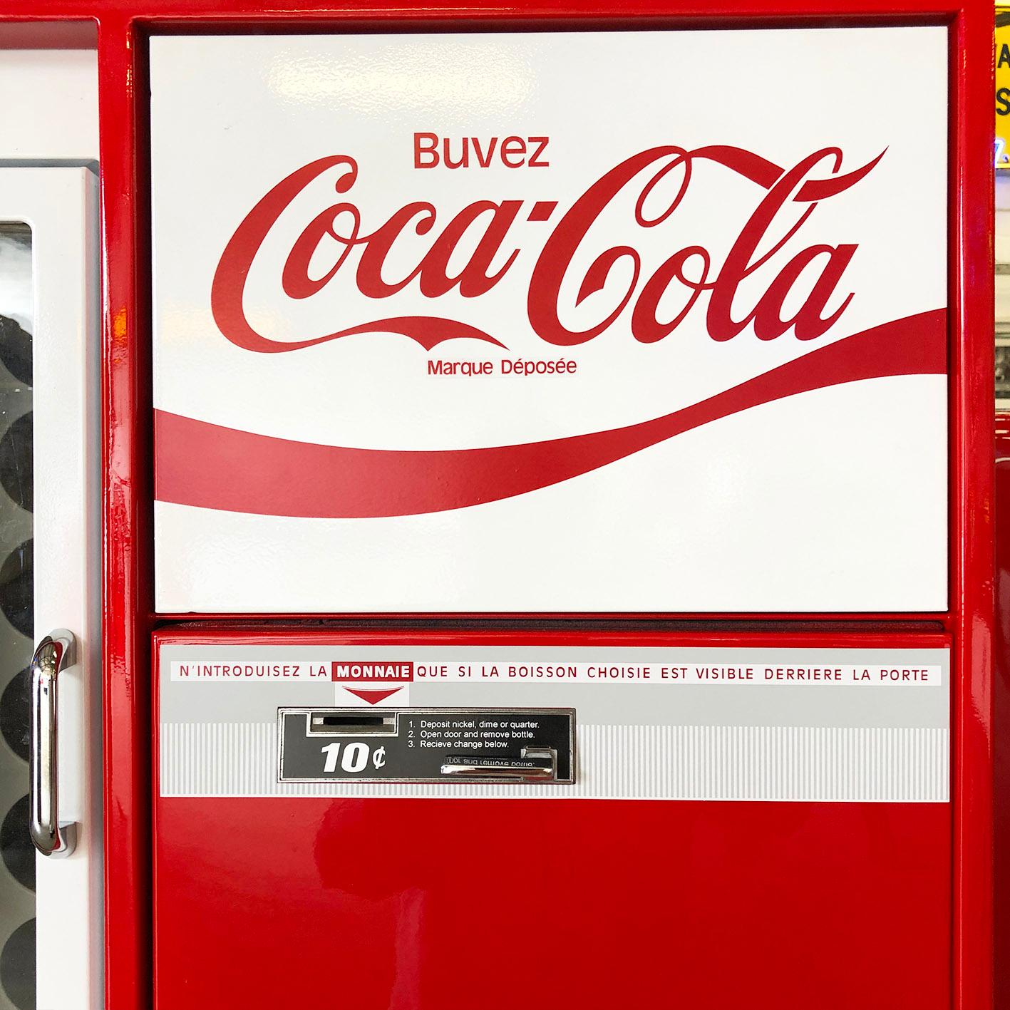 1960 vendo coke machine