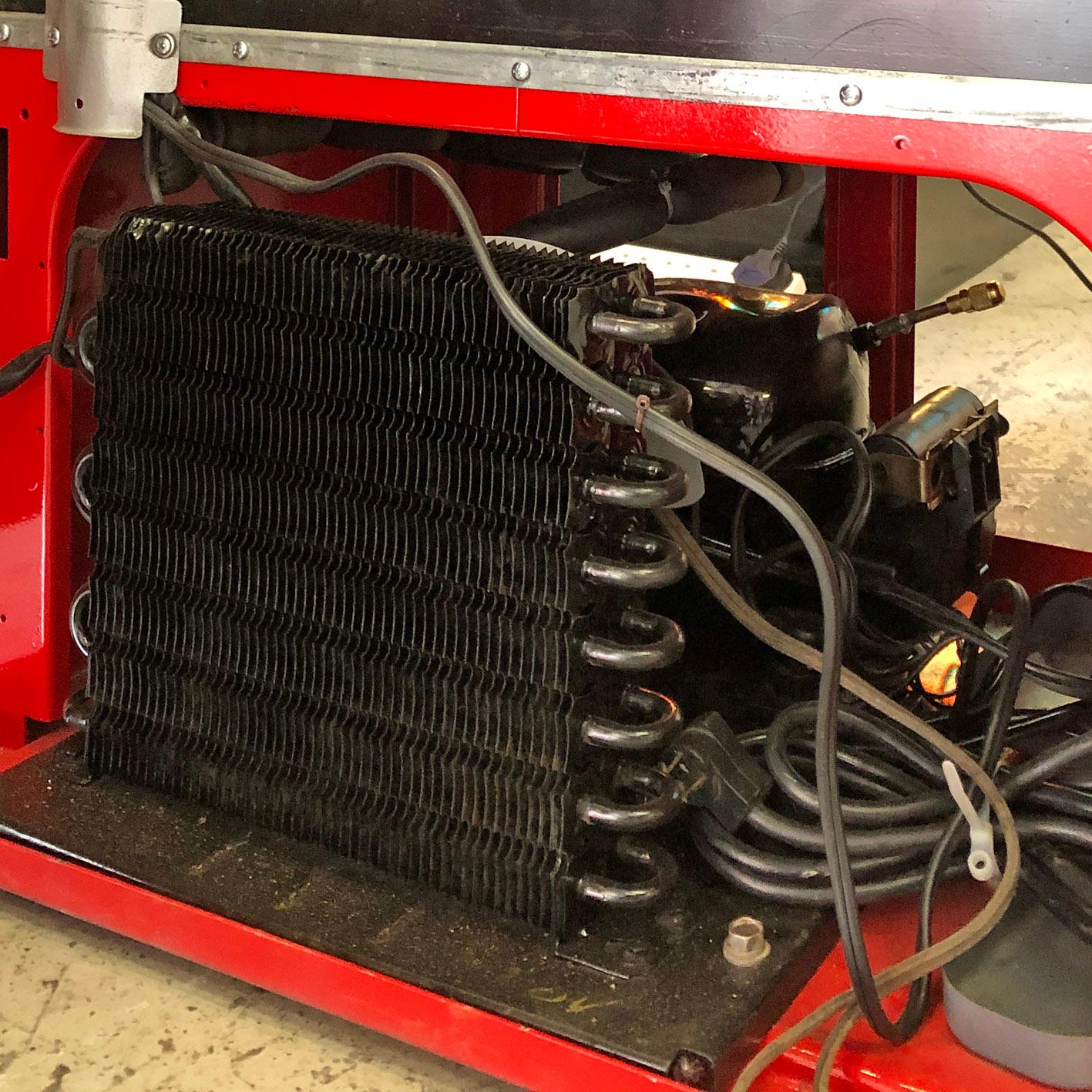 Chrome 1960s French Vendo 56-B ‘Buvez’ Coca-Cola Machine For Sale