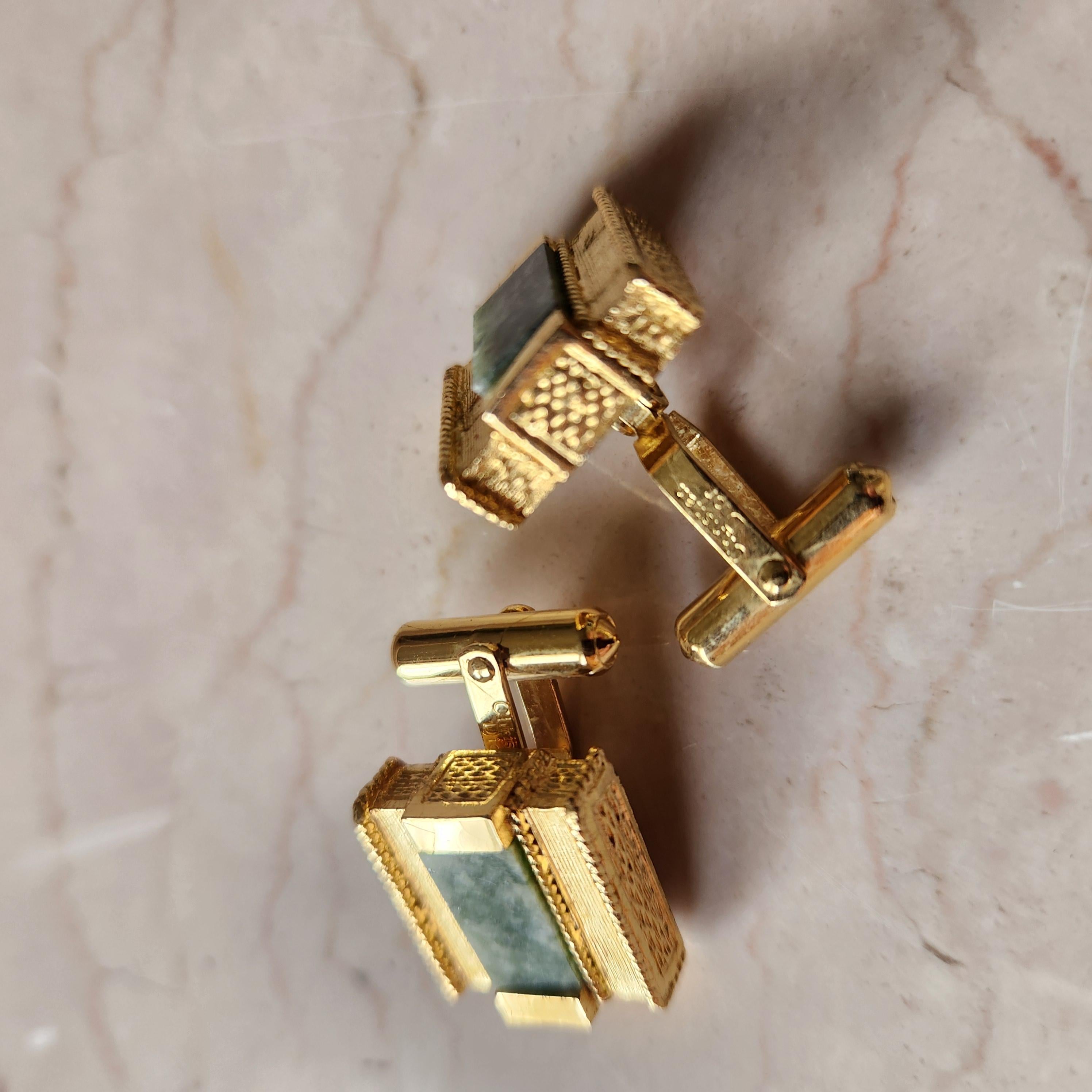 1960s French Vintage Christian Dior Cufflinks Gold Green Stone For Sale 1
