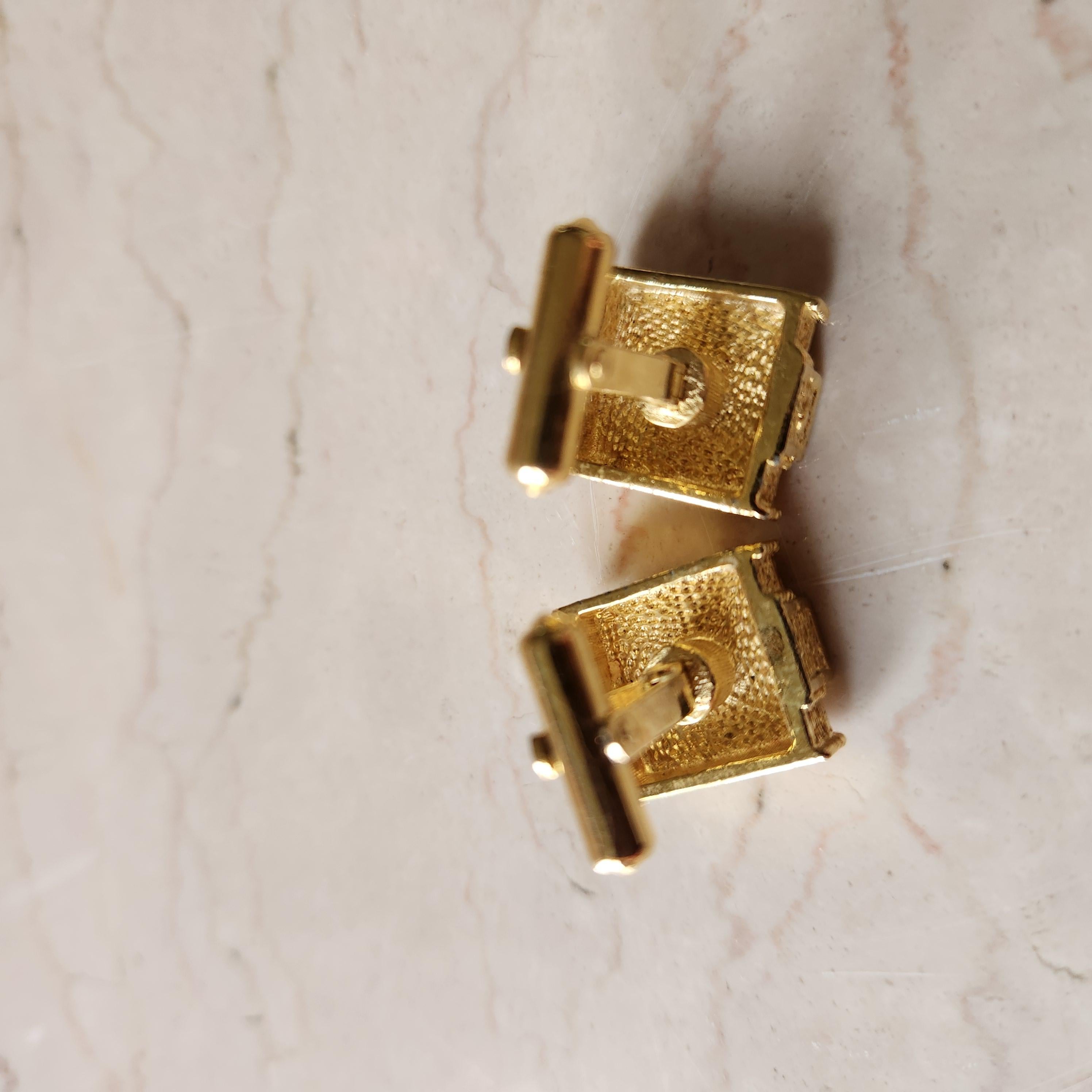 1960s French Vintage Christian Dior Cufflinks Gold Green Stone For Sale 4