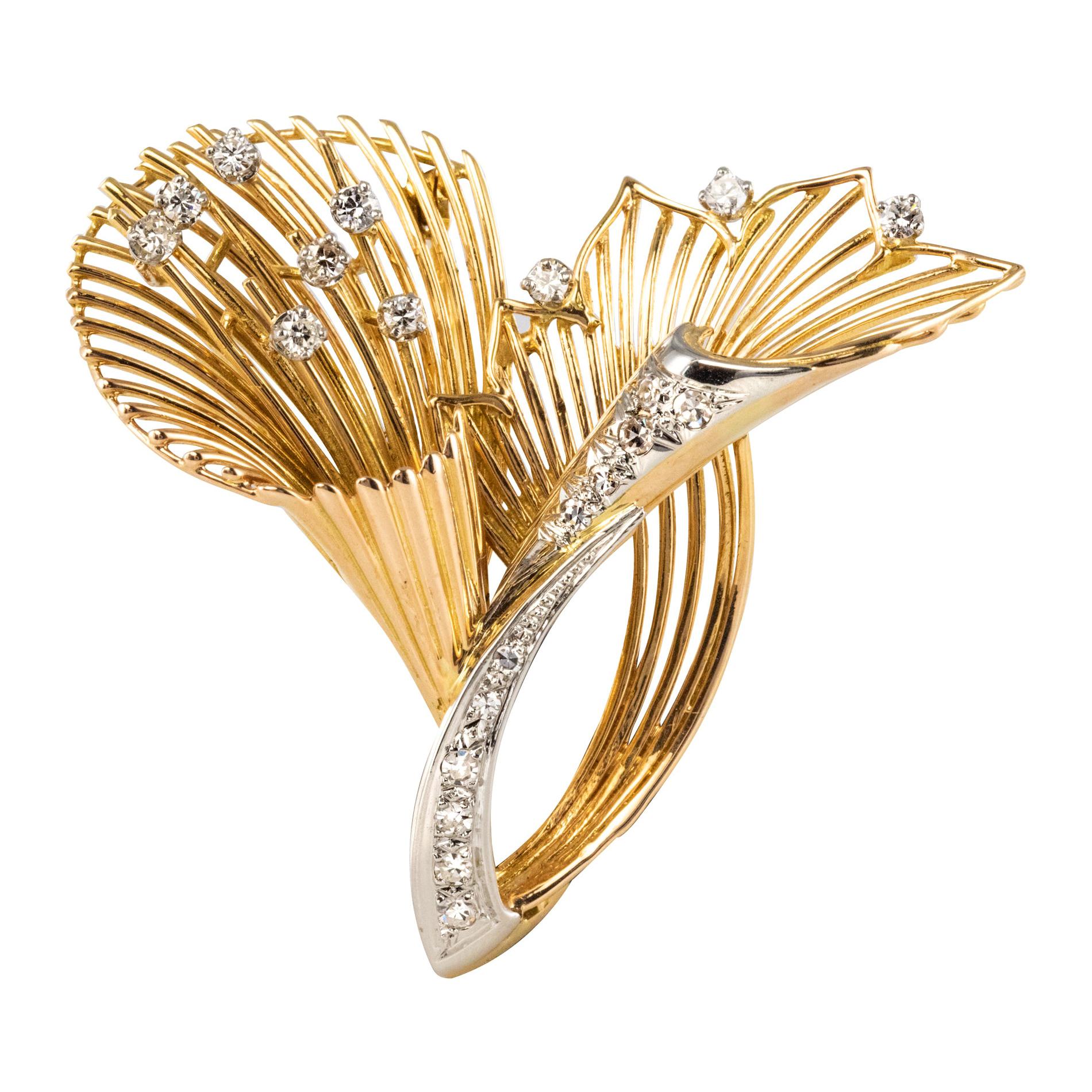 1960s French Vintage Diamond 18 Karat Yellow Gold Brooch