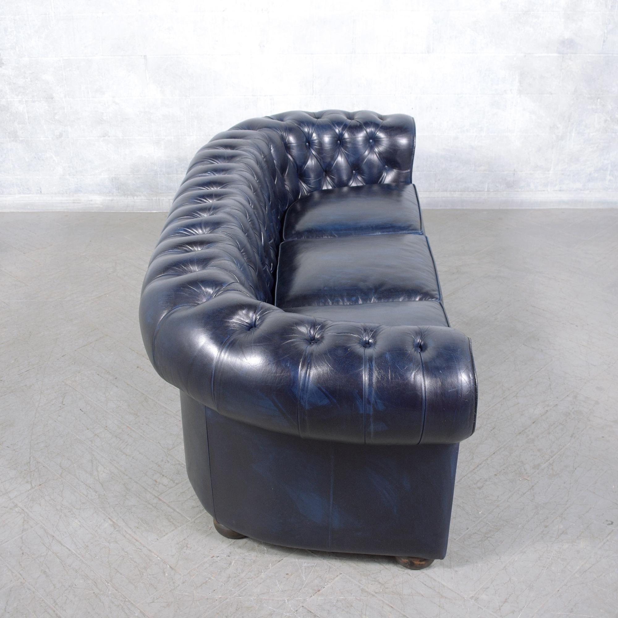 1960s French Vintage Leather Sofa in Navy Blue with Tufted Details For Sale 5