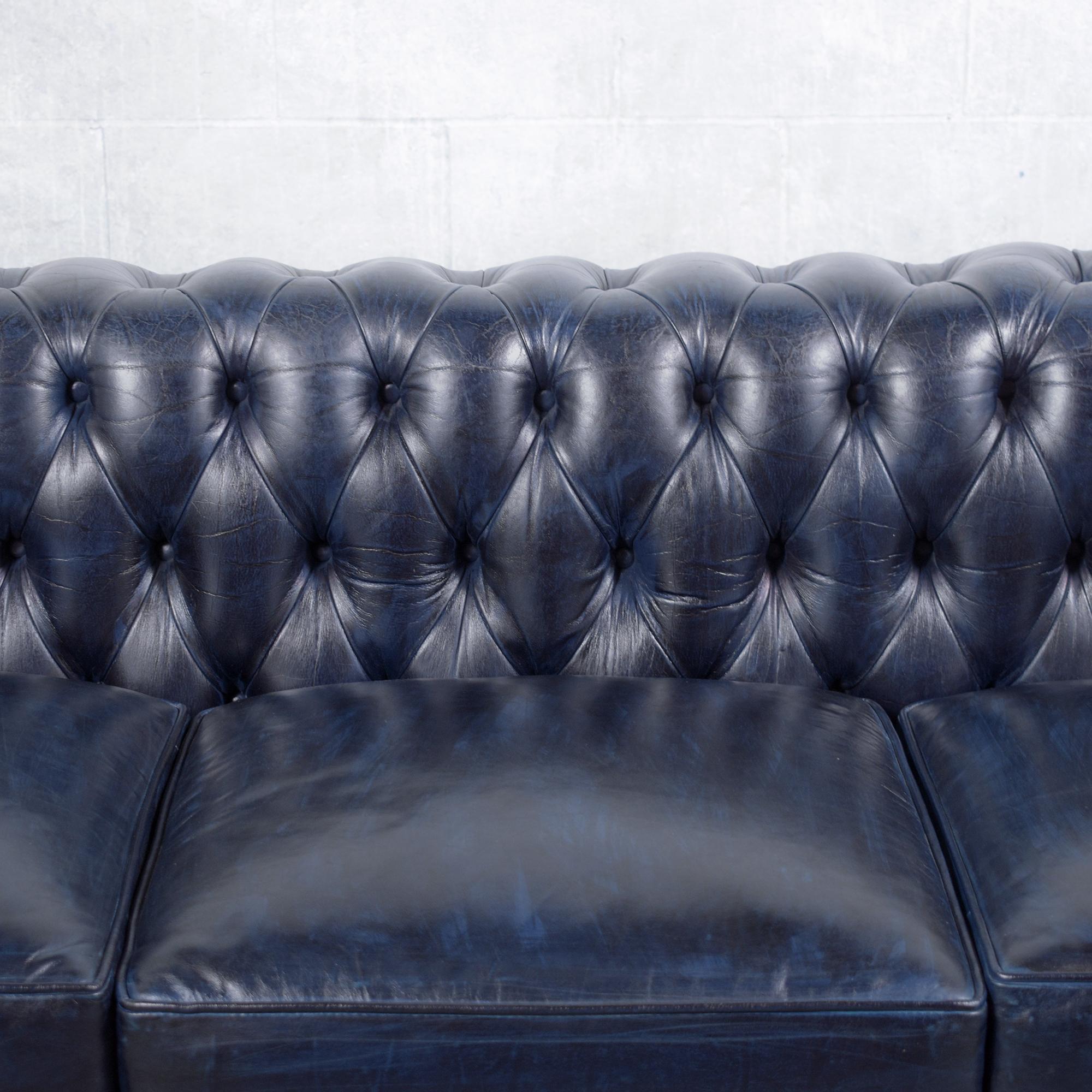 1960s French Vintage Leather Sofa in Navy Blue with Tufted Details In Good Condition For Sale In Los Angeles, CA