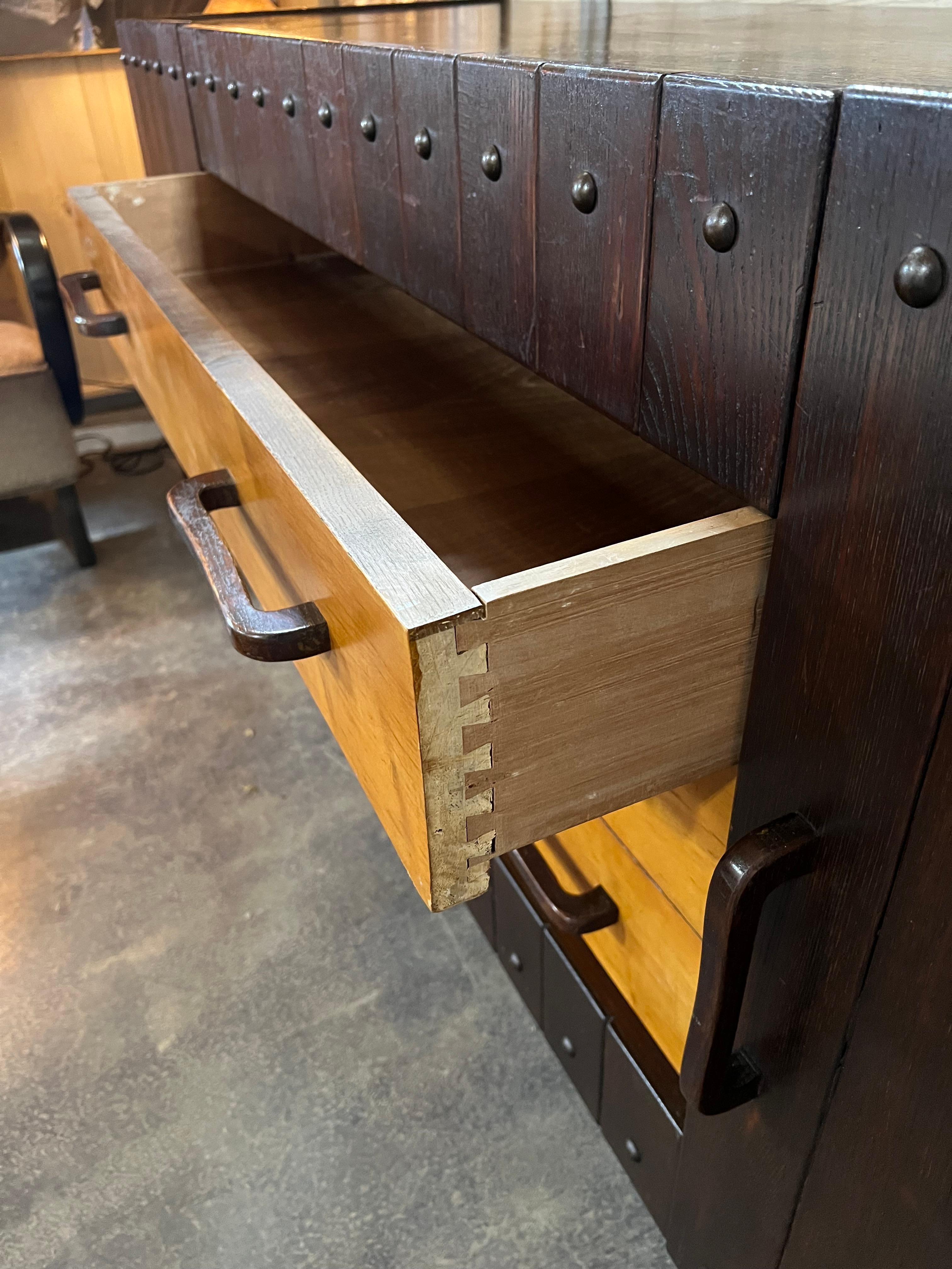 Legno Credenza in legno francese degli anni '60 in vendita