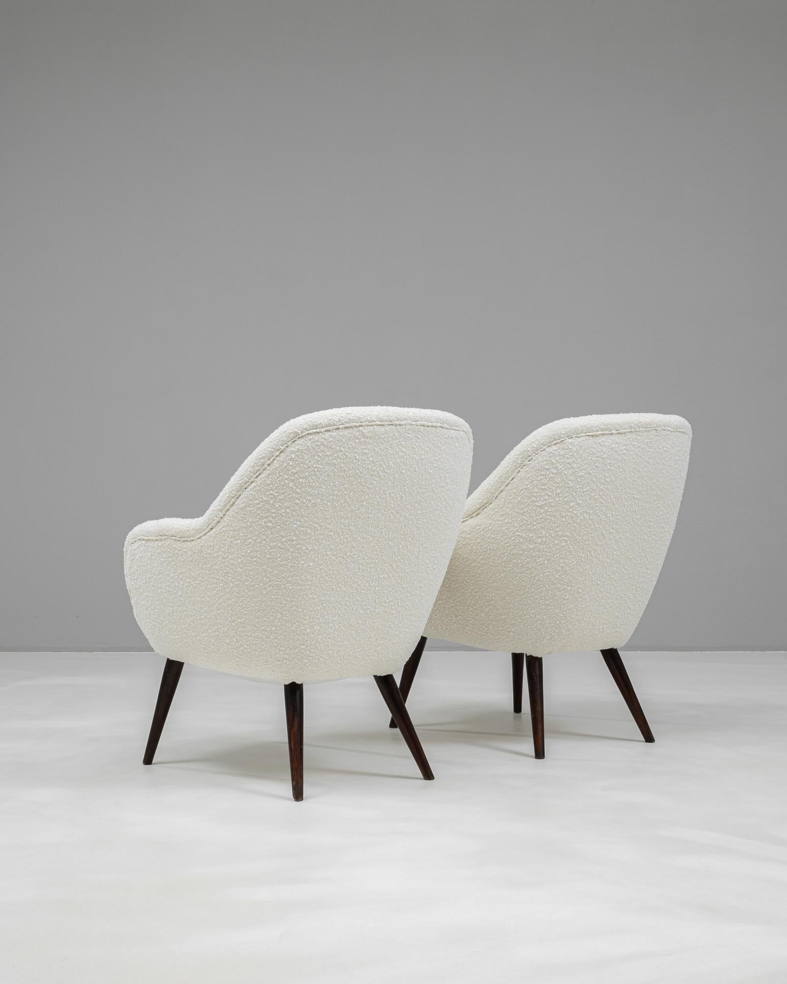 1960s French Wooden Chairs, a Pair For Sale 3
