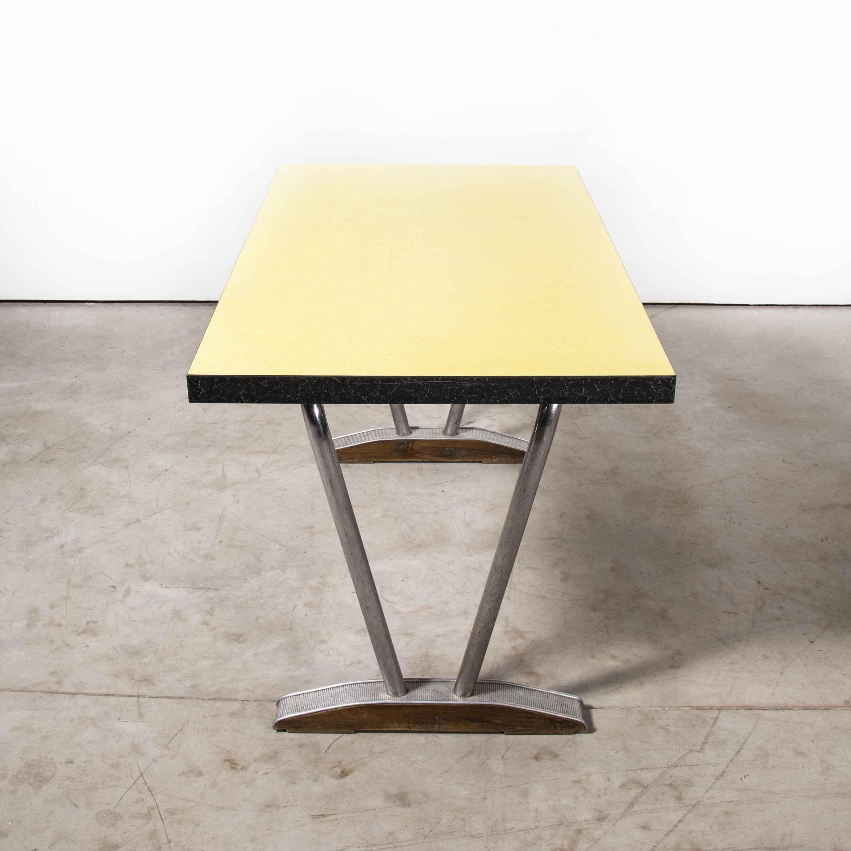 1960’s French Yellow Laminate Dining Table with Aluminium Base, 'Model 779.1' For Sale 1