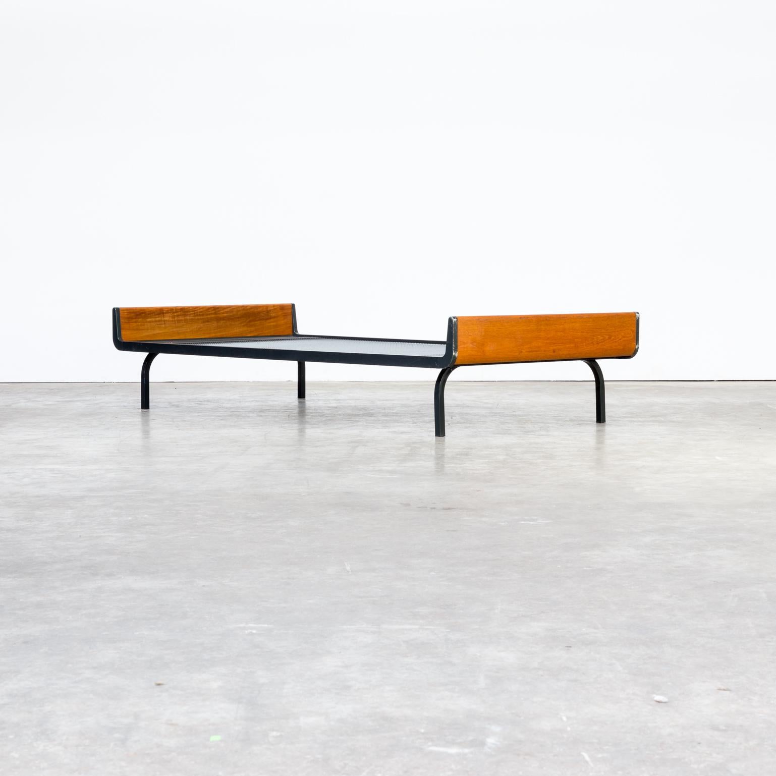 Dutch 1960s Friso Kramer ‘ariadne’ daybed for Auping For Sale