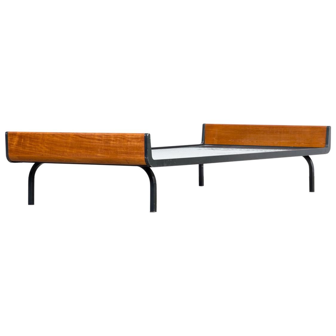 1960s Friso Kramer ‘ariadne’ daybed for Auping For Sale