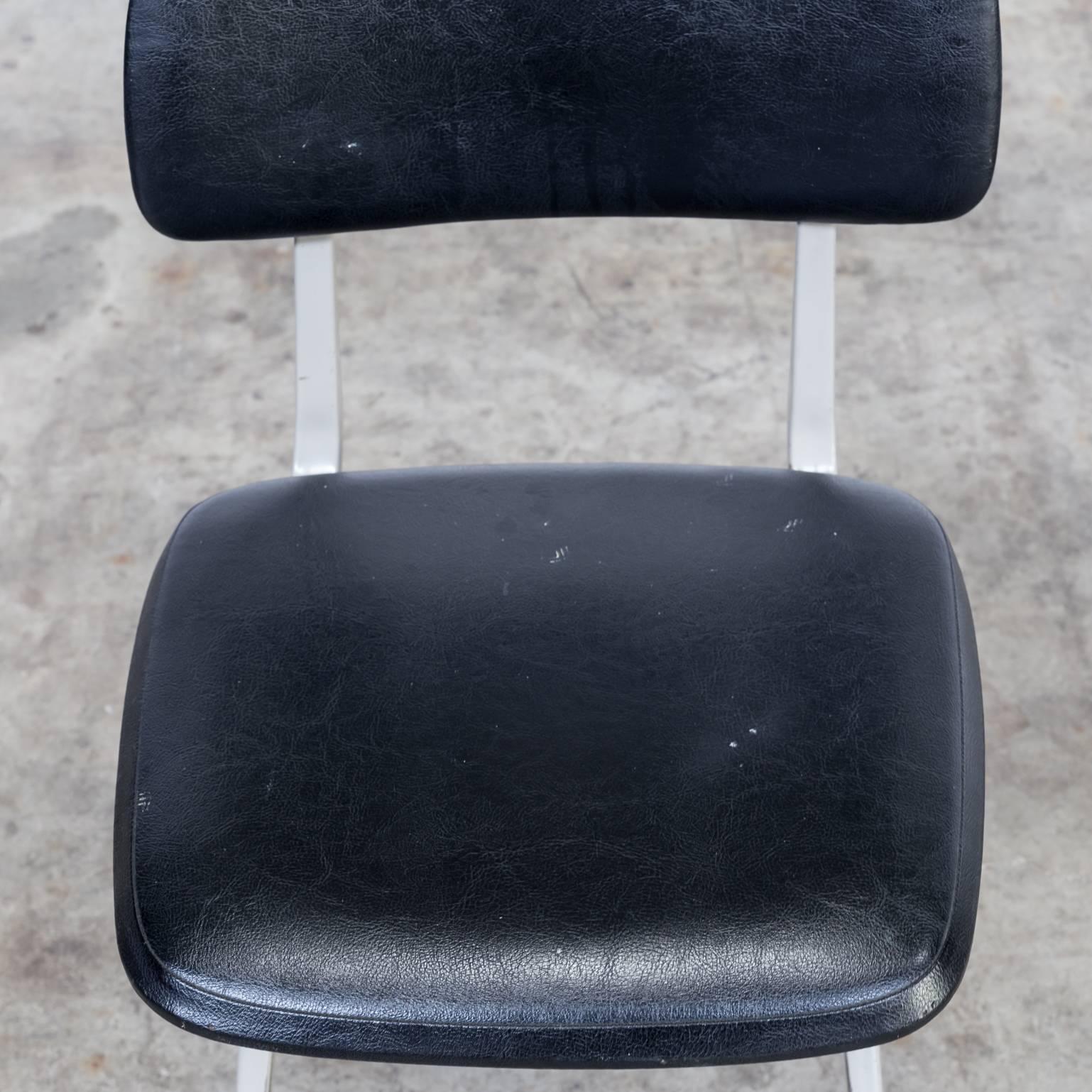 1960s Friso Kramer Office Chair for Ahrend de Cirkel For Sale 5