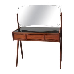 Table de coiffeuse en teck Arne Vodder des années 1960 entièrement restaurée par Oelholm Moebelfabrik