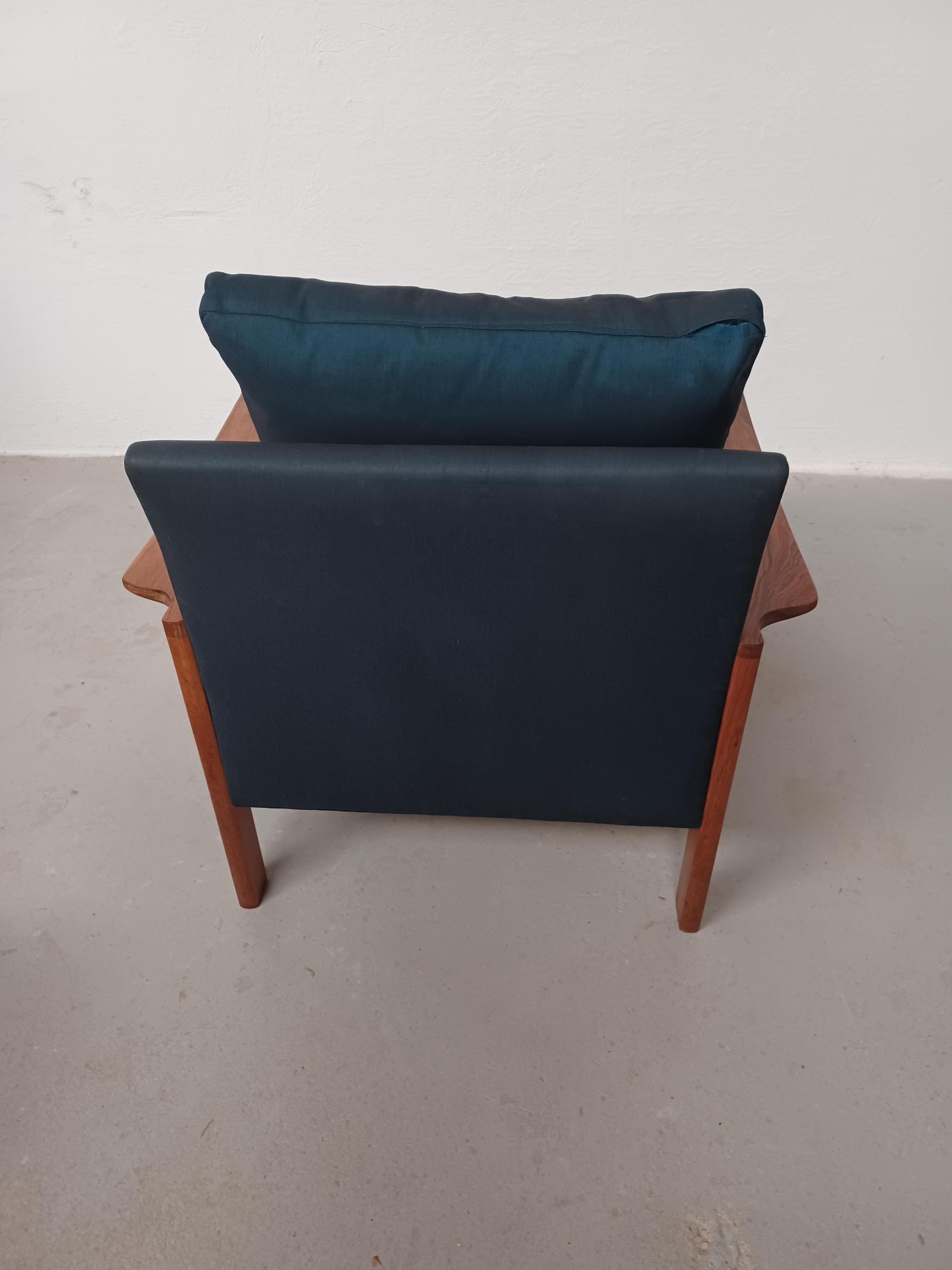Silla de salón de palisandro Arne Wahl Iversen de los años 60 totalmente restaurada Palo de rosa en venta