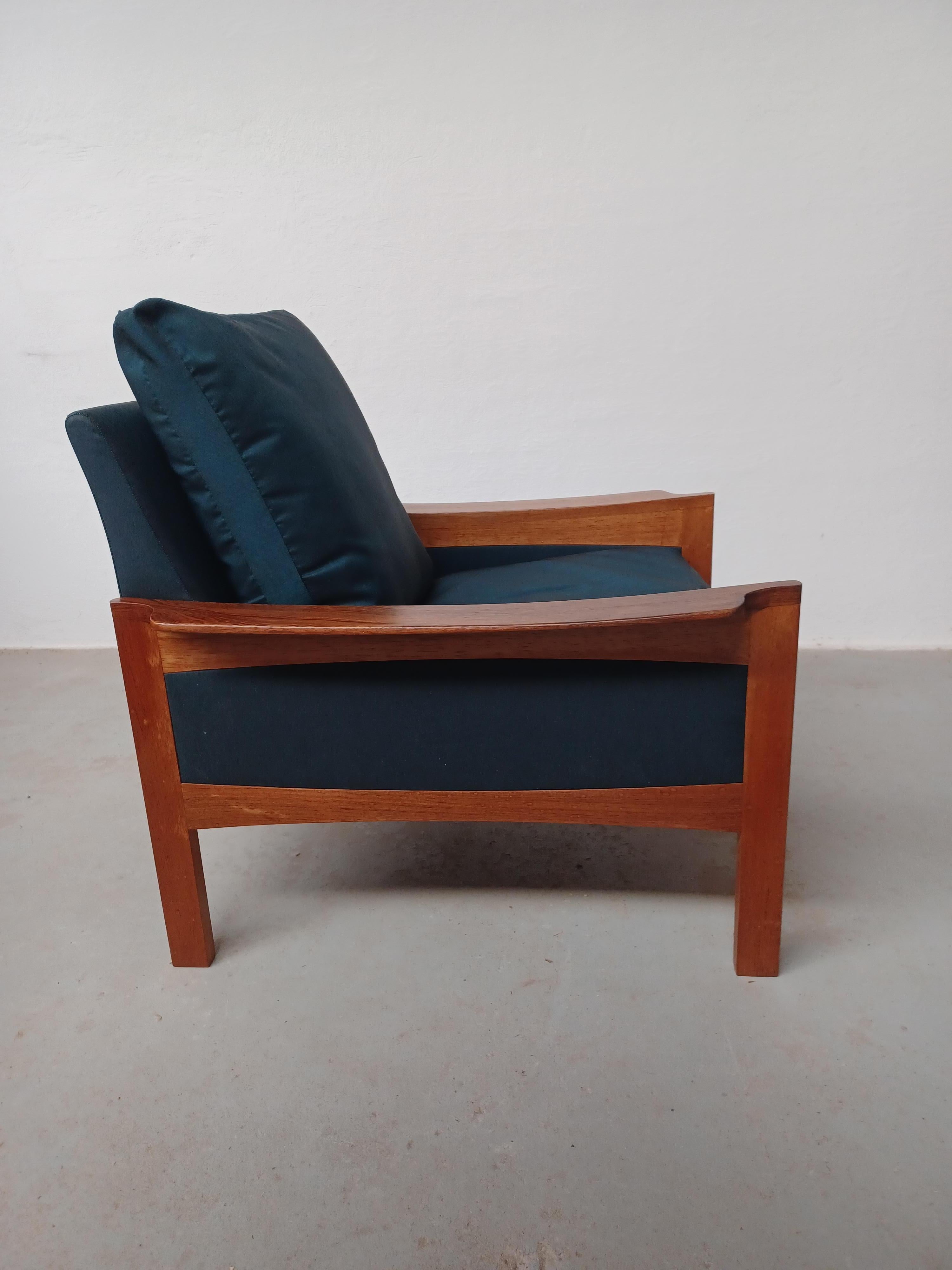 Silla de salón de palisandro Arne Wahl Iversen de los años 60 totalmente restaurada en venta 2