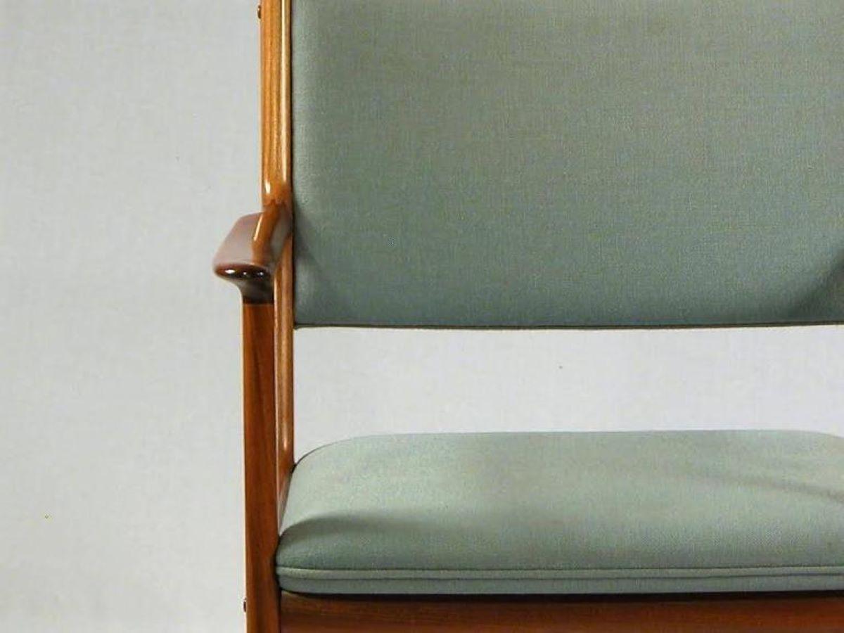 1960s Fully Restored Customizable Ole Wanscher PJ 412 Armchairs in Mahogany For Sale 1
