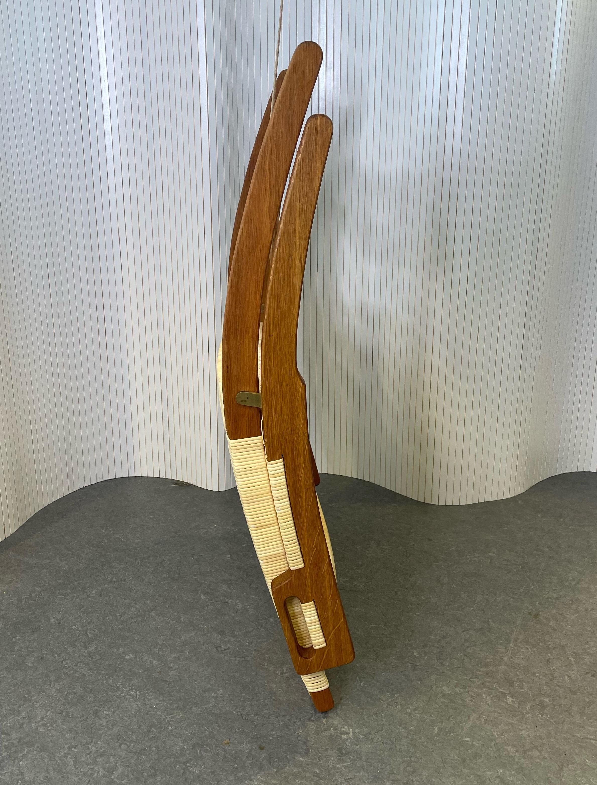 Chaise pliante Hans J. Wegner modèle JH 512 des années 1960 entièrement restaurée, rotin et rotin neufs en vente 5