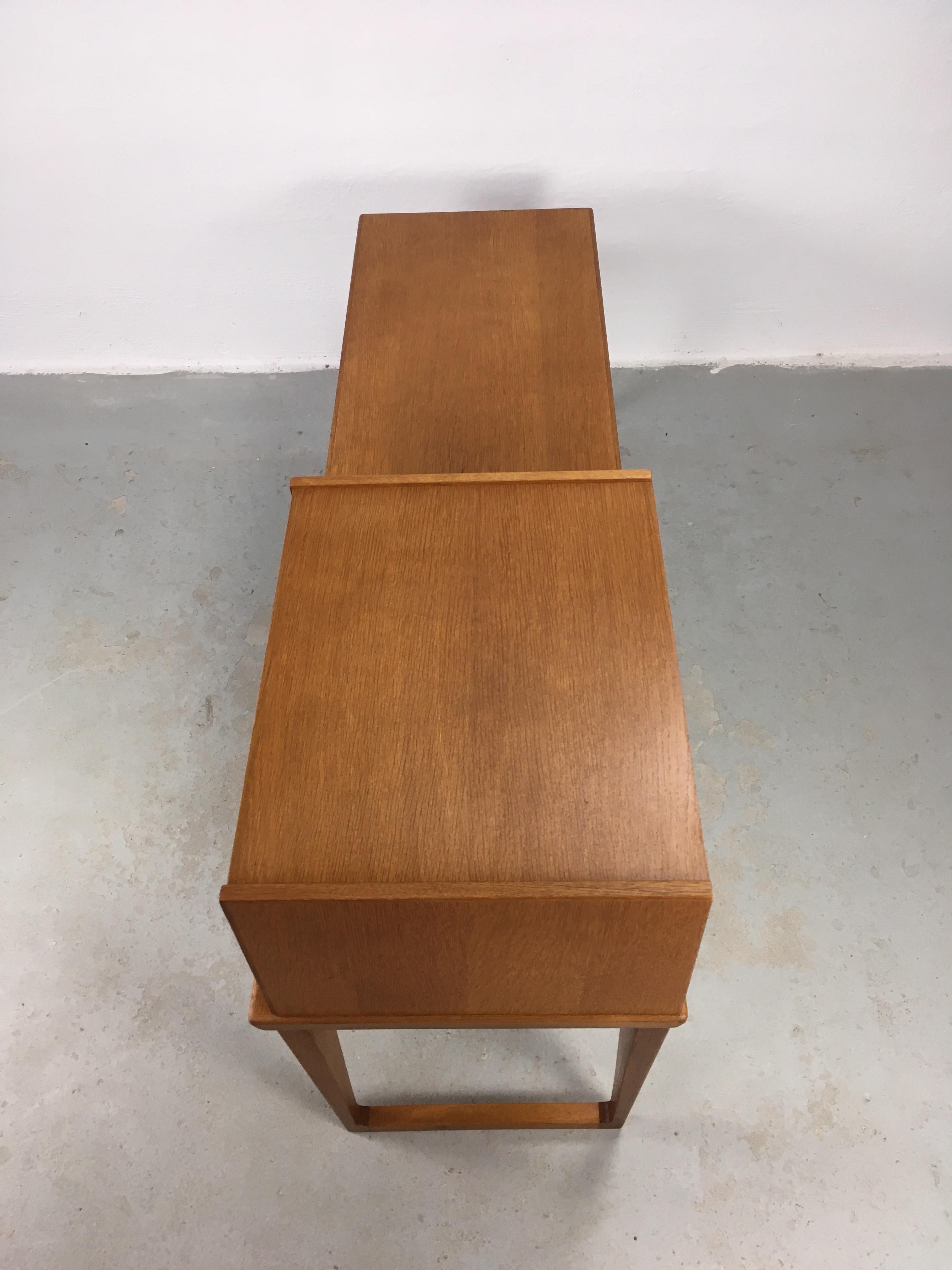 Mid-20th Century 1960s Fully Restored Kai Kristiansen Oak Side Table with Chest of Drawers
