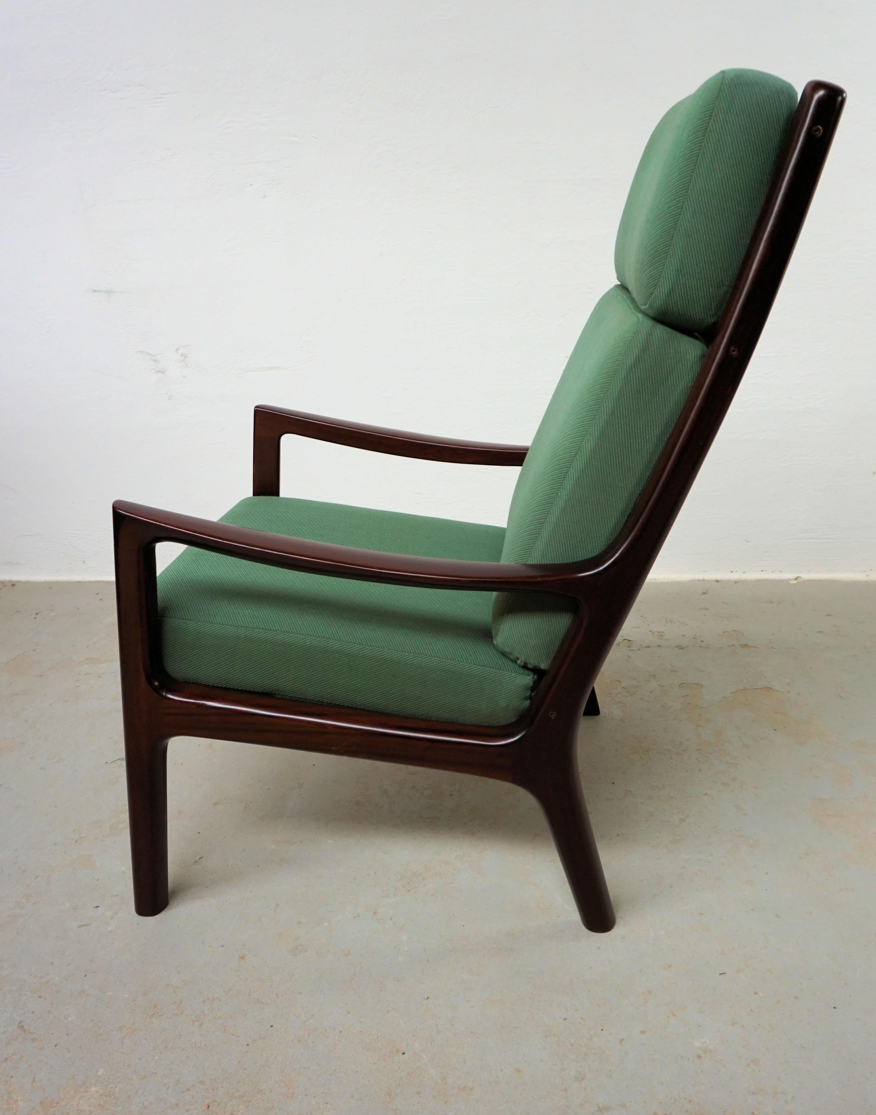1960s Fully Restored Customizable Ole Wanscher Mahogany Lounge Chair In Excellent Condition For Sale In Knebel, DK