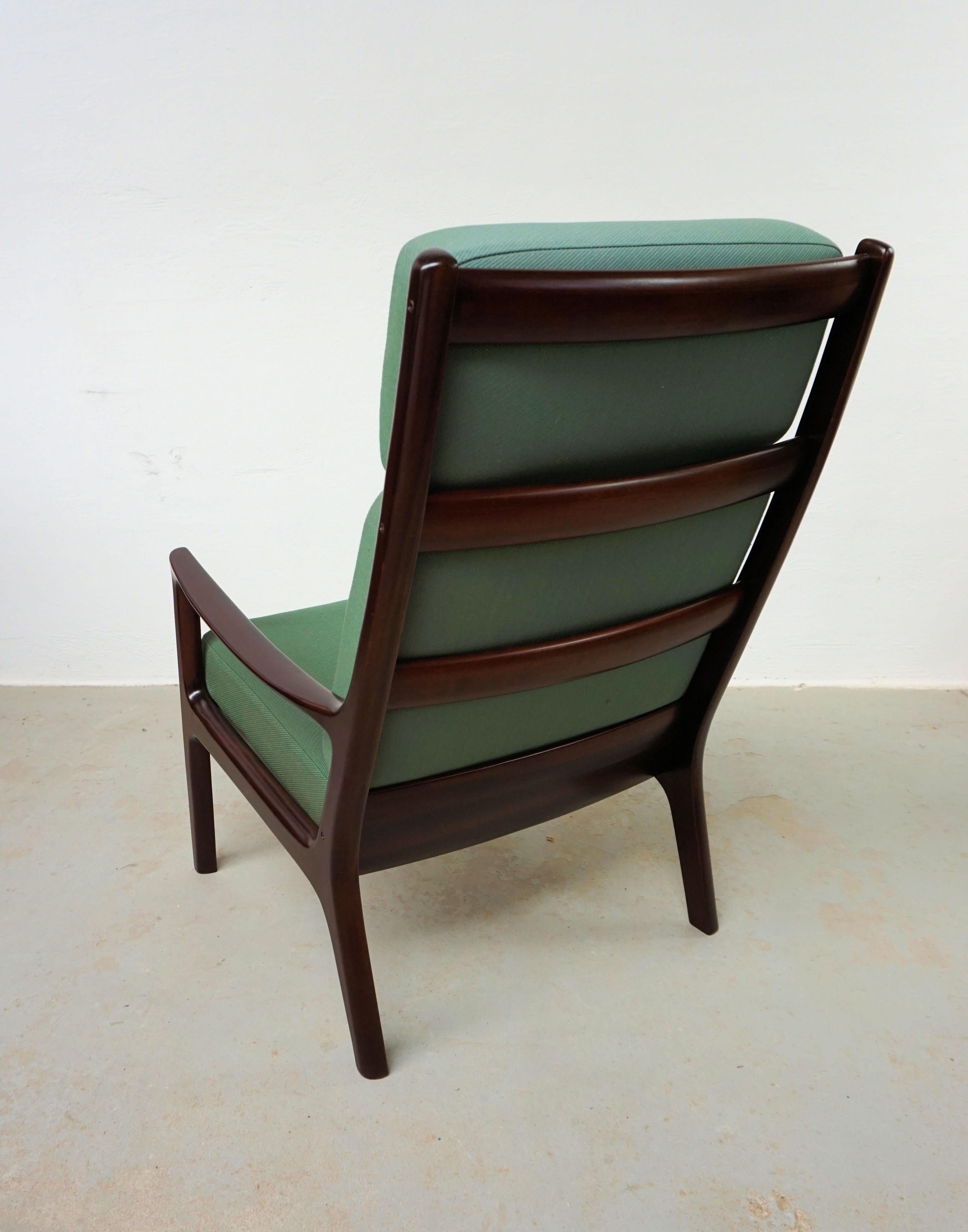 Mid-20th Century 1960s Fully Restored Customizable Ole Wanscher Mahogany Lounge Chair For Sale