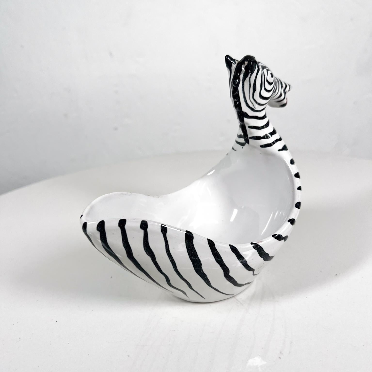1960s Figural Zebra Bowl Animal Art Pottery by Aldo Londi Bitossi Italy For Sale 2