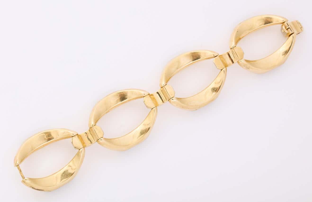 1960's Futuristic Oblong White and Yellow Gold Open Link Bracelet For Sale 3