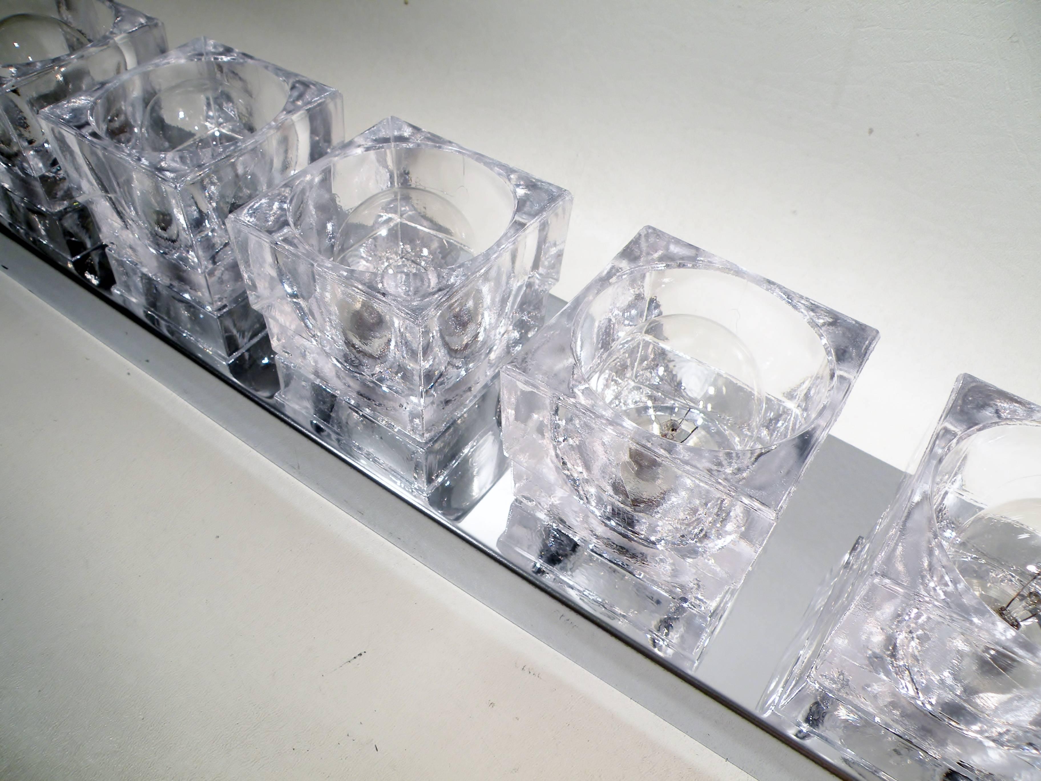 Mid-20th Century 1960s Gaetano Sciolari Six-Light Crystal Cube Flush Mount Strip Lamp For Sale