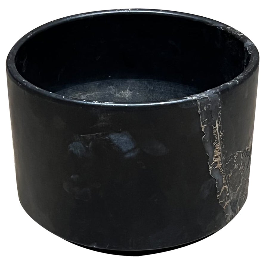 1960er Gainey Pottery Schwarzes Pflanzgefäß mit Fuß Architectural Modern