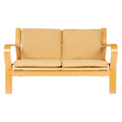 1960s GE671 Settee by Hans J. Wegner for GETAMA in Laminated Oak