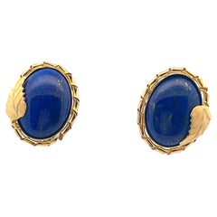 1960er-Jahre Edelstein Lapis Cabachon und 18k Gelbgold Handgravierte Blatt-Ohrringe