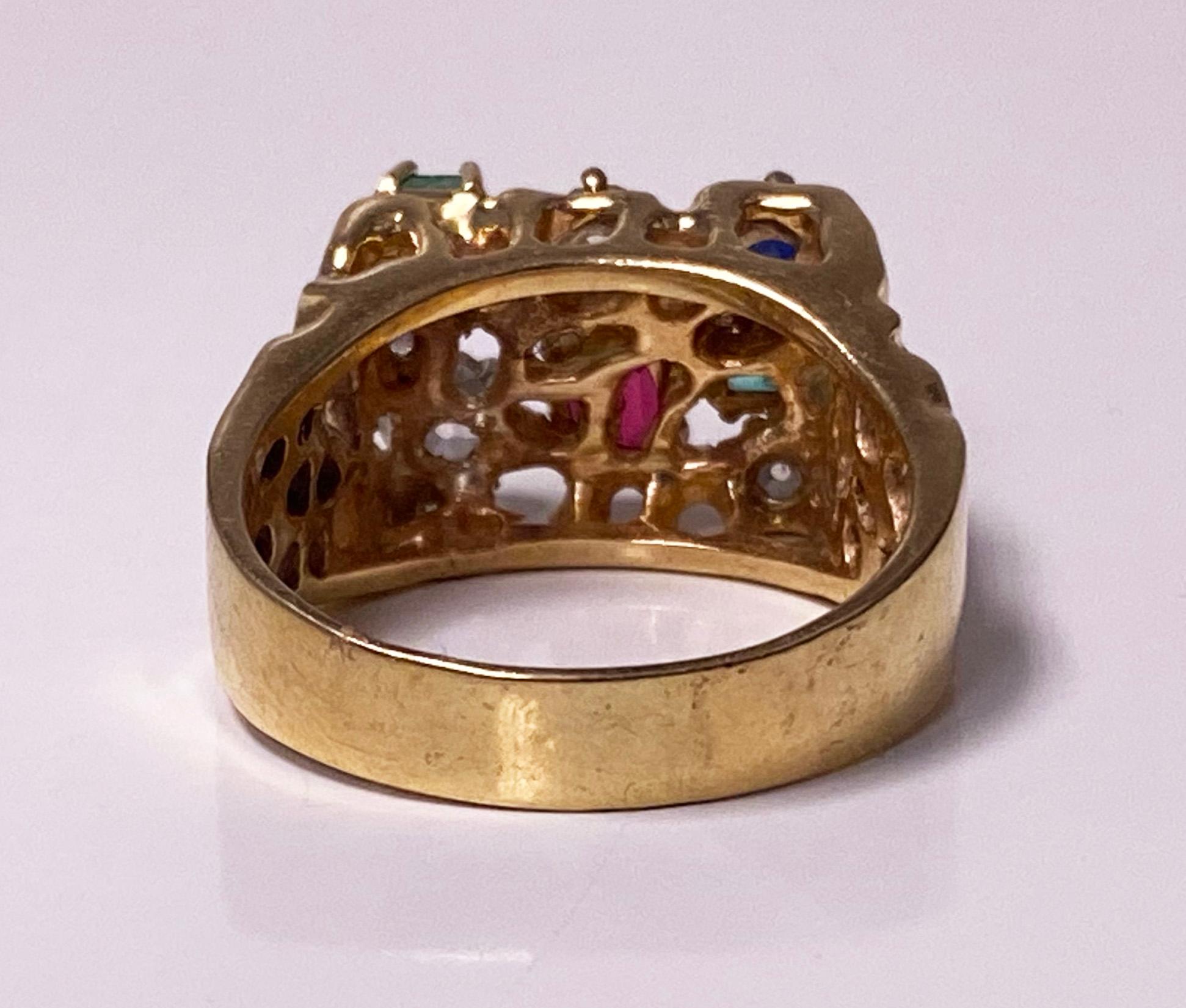 1960’s Gentleman's Gold and Gemstone Ring For Sale 2