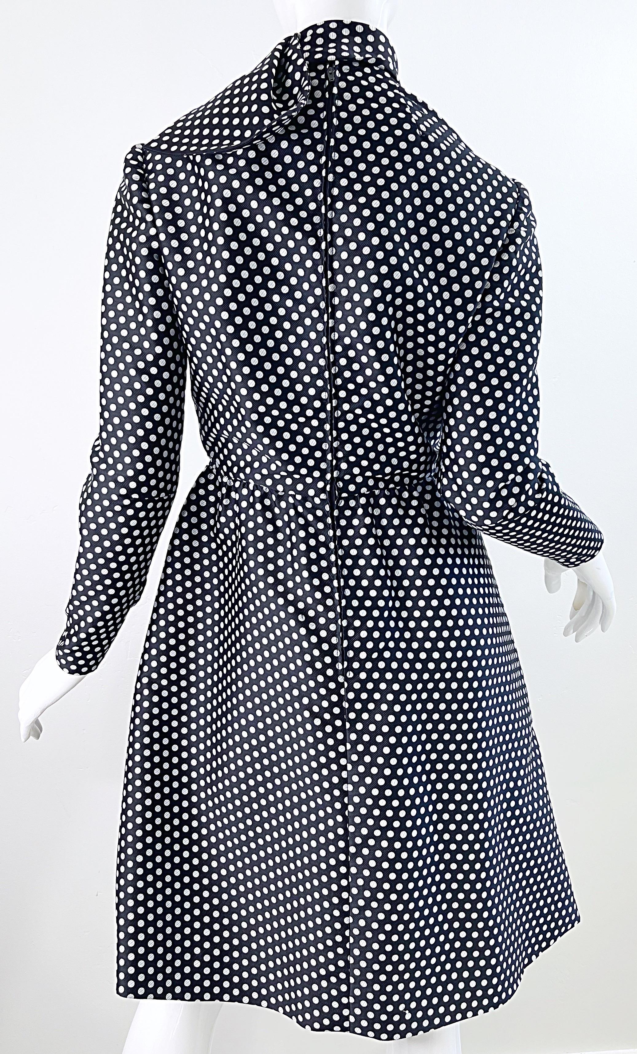 1960s Geoffrey Beene Black and White Vintage 60s Silk A Line Vintage 60s Dress In Excellent Condition For Sale In San Diego, CA