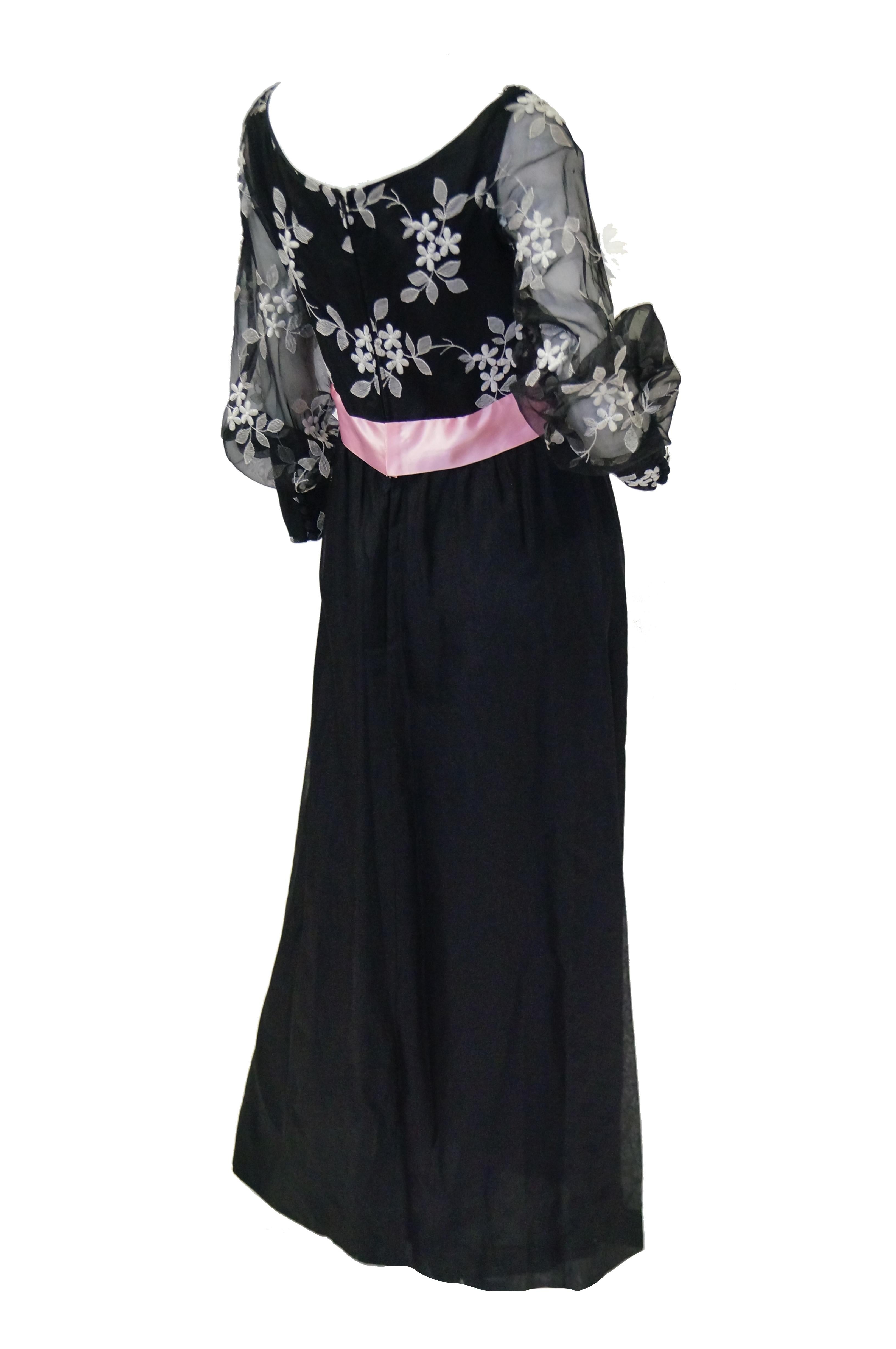 1960s Geoffrey Beene Black Evening Dress w/ White Floral Details & Pink Ribbon For Sale 2