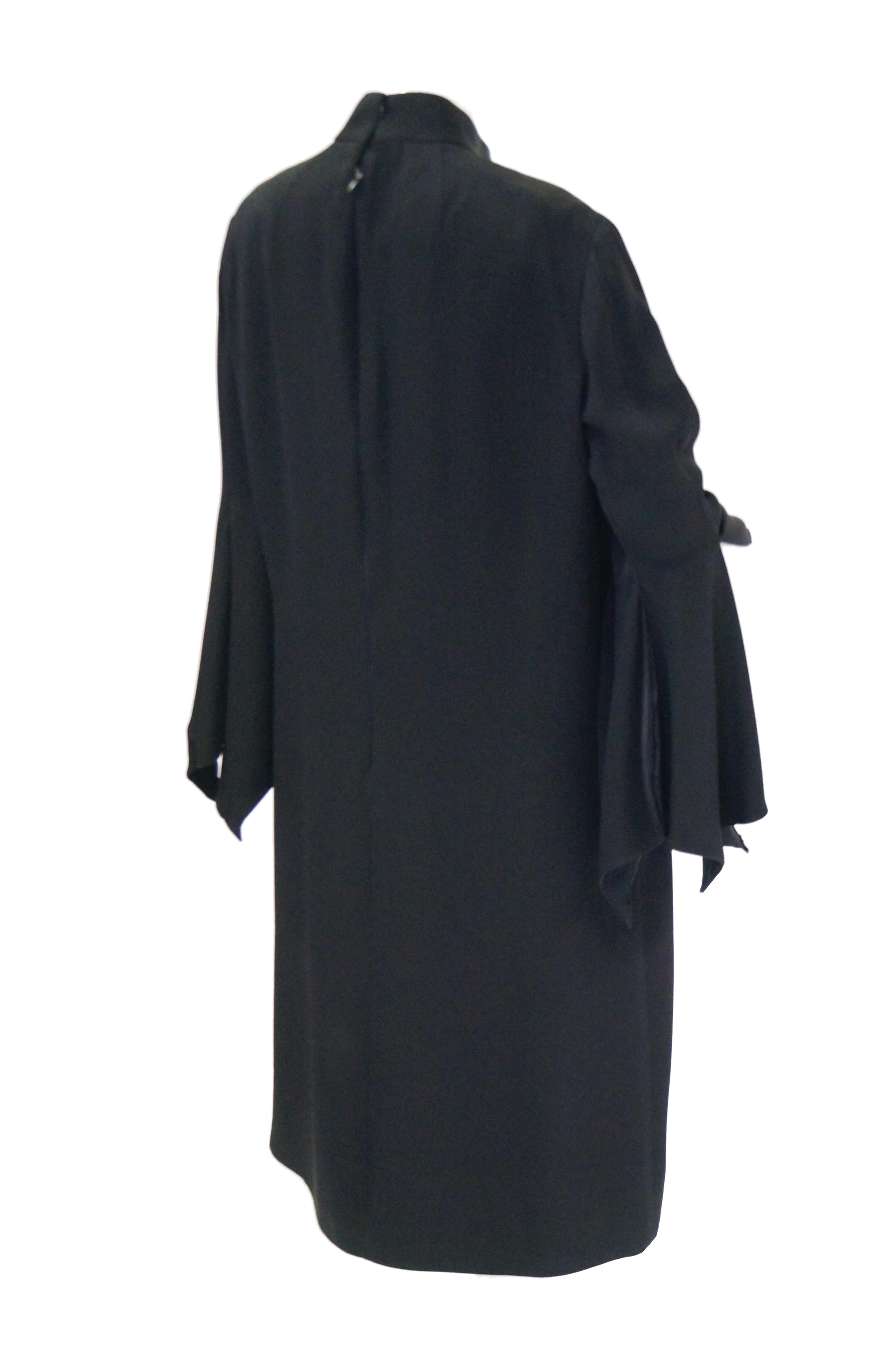 1960s Geoffrey Beene Black Petal Bell Sleeve Cocktail Dress For Sale 2