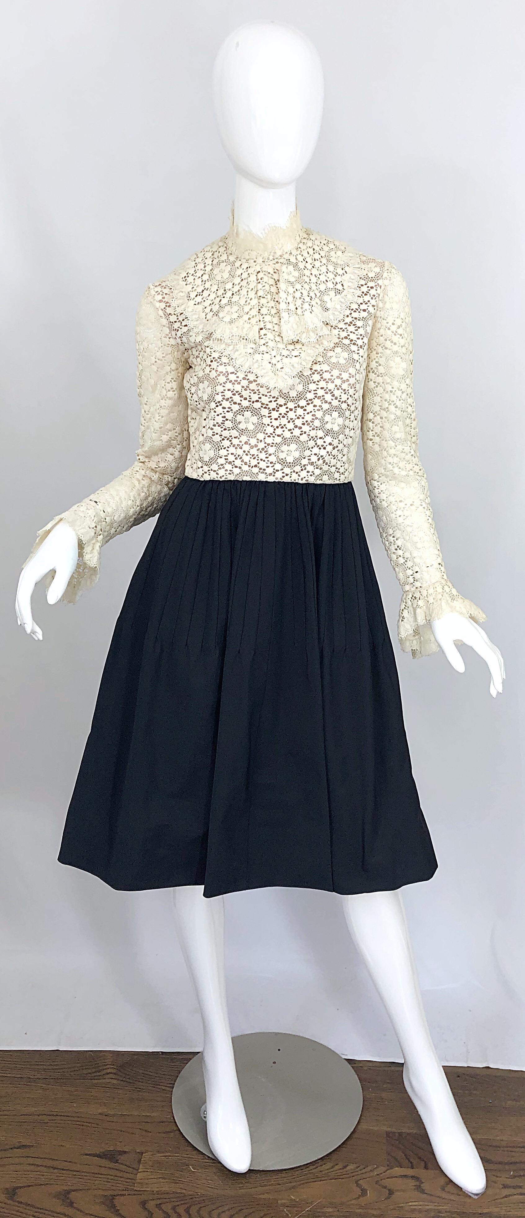 1960s Geoffrey Beene Ivory Crochet and Black Silk Taffeta Vintage 60s Dress For Sale 8
