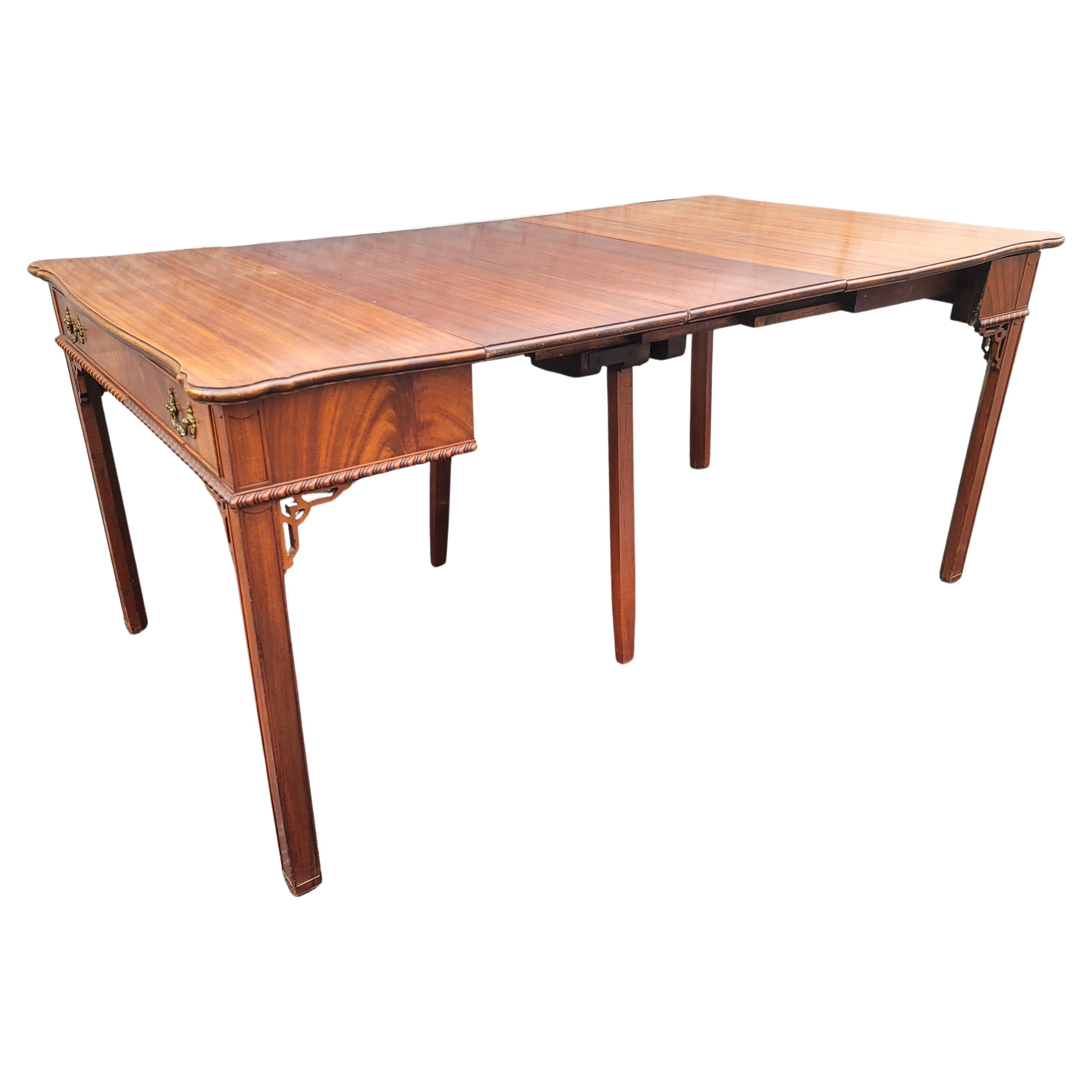1960s George III Style Mahogany Extension Console Table Dining Table w/ 3 Leaves For Sale 6