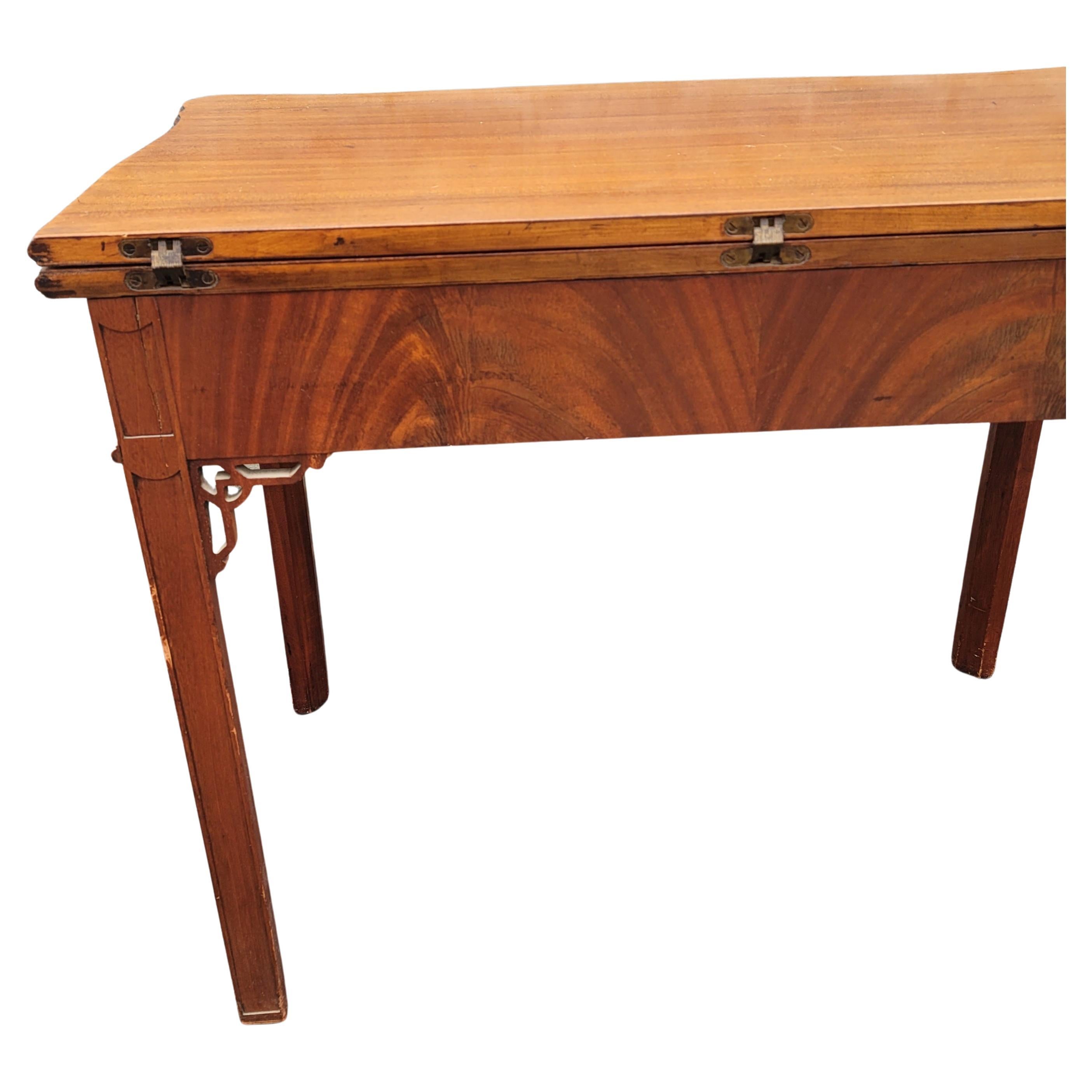 1960s George III Style Mahogany Extension Console Table Dining Table w/ 3 Leaves For Sale 1